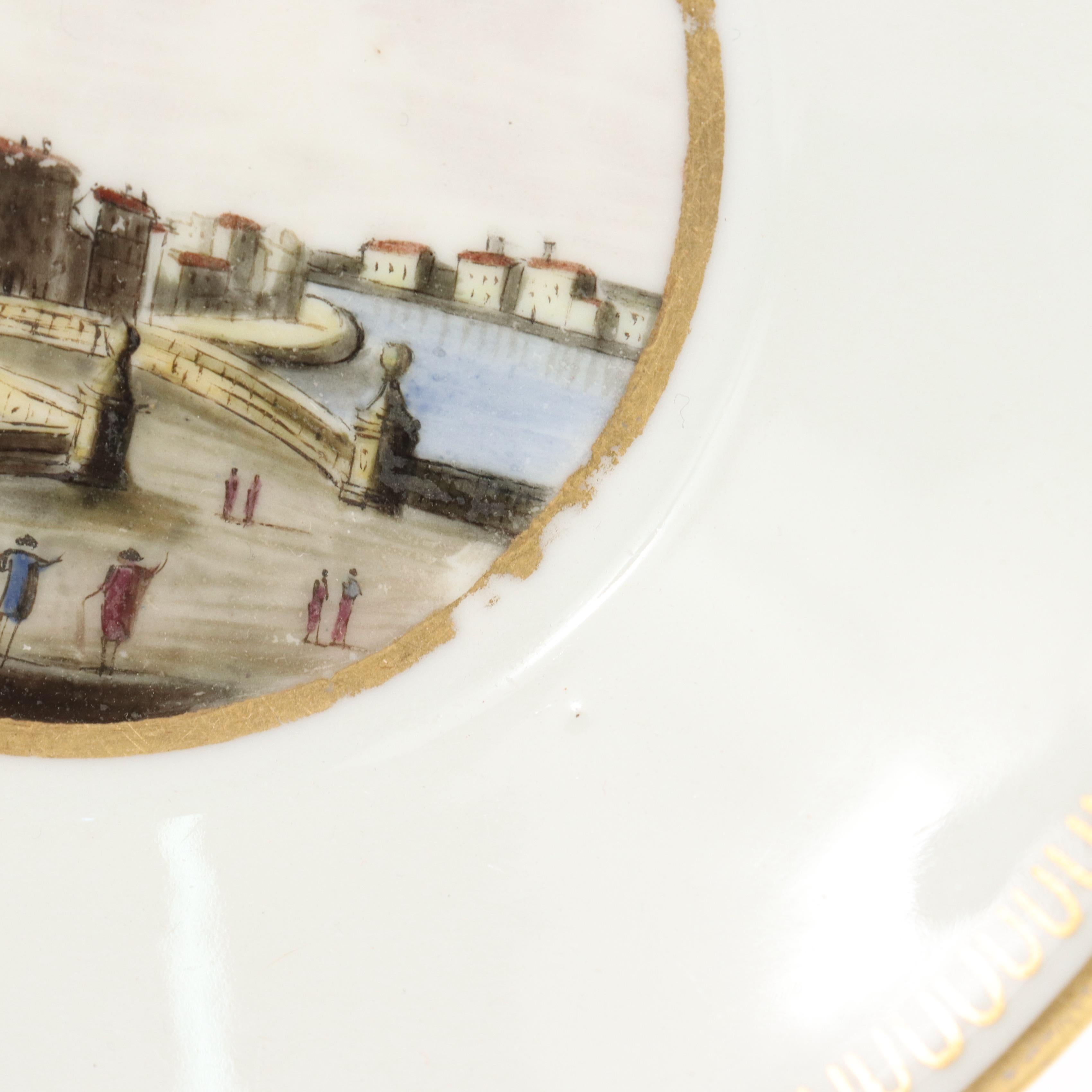 Tasse et soucoupe néoclassiques italiennes en porcelaine de Doccia antique  en vente 13