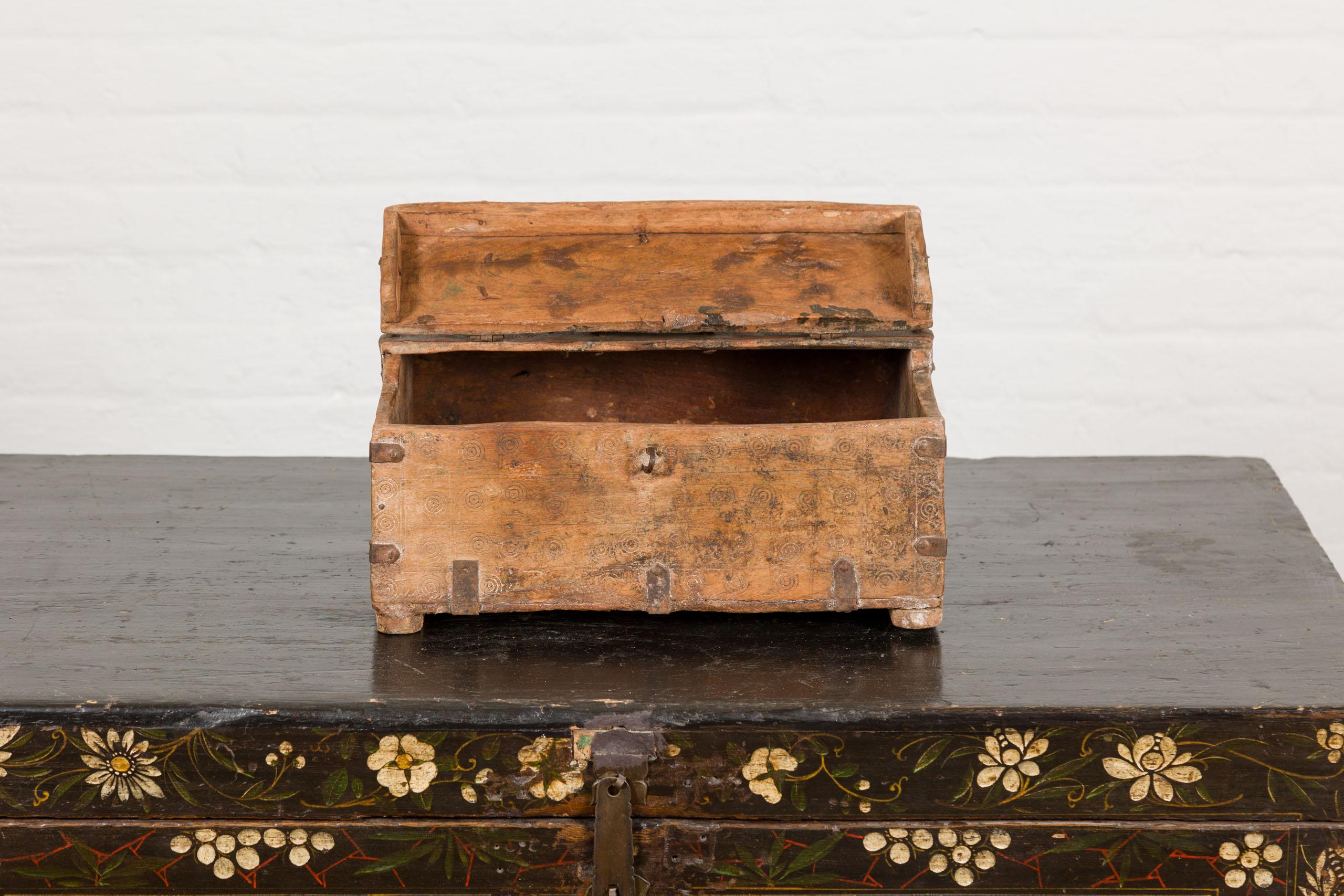 Antique Document Box with Incised Concentric Motifs and Partial Opening Top For Sale 3