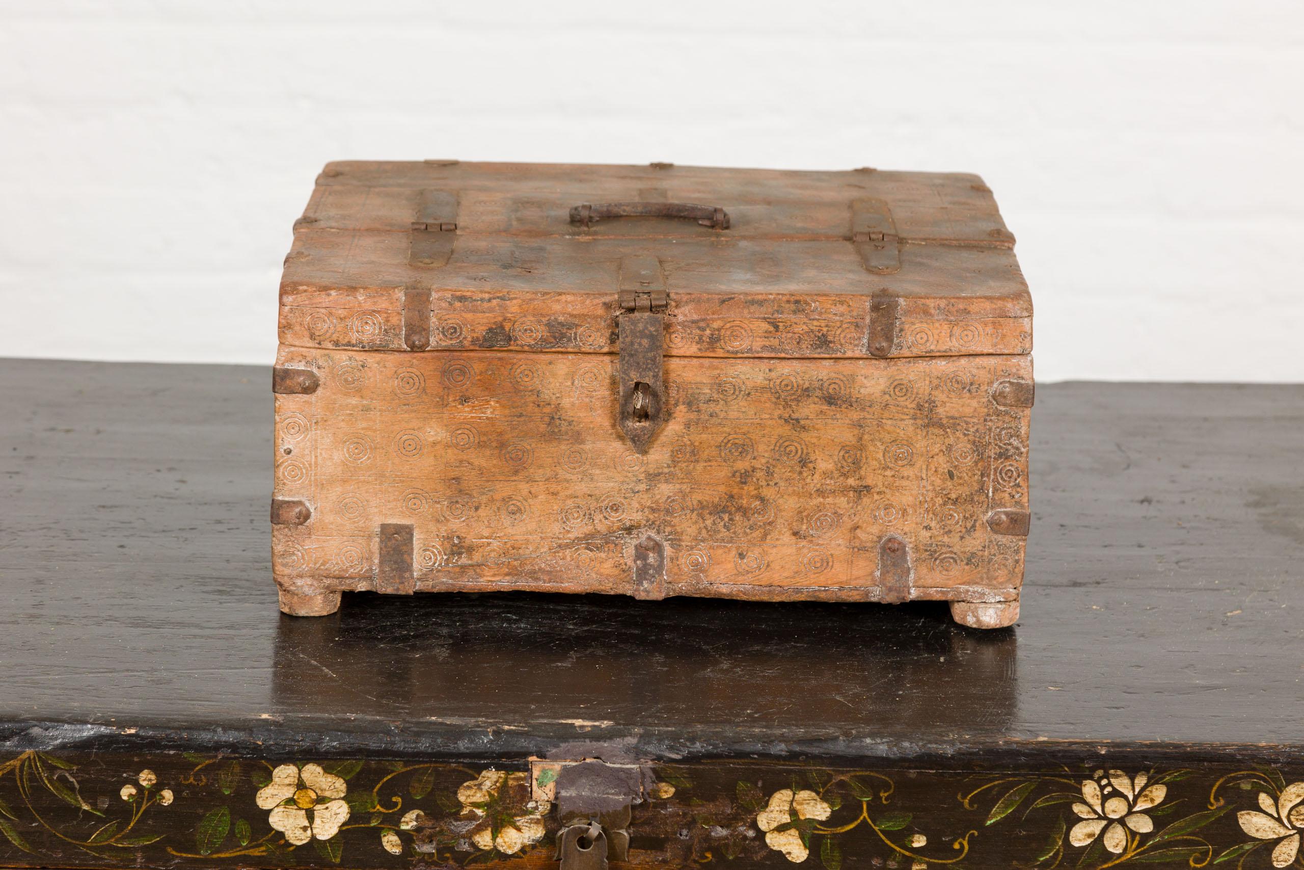 Antique Document Box with Incised Concentric Motifs and Partial Opening Top In Good Condition For Sale In Yonkers, NY