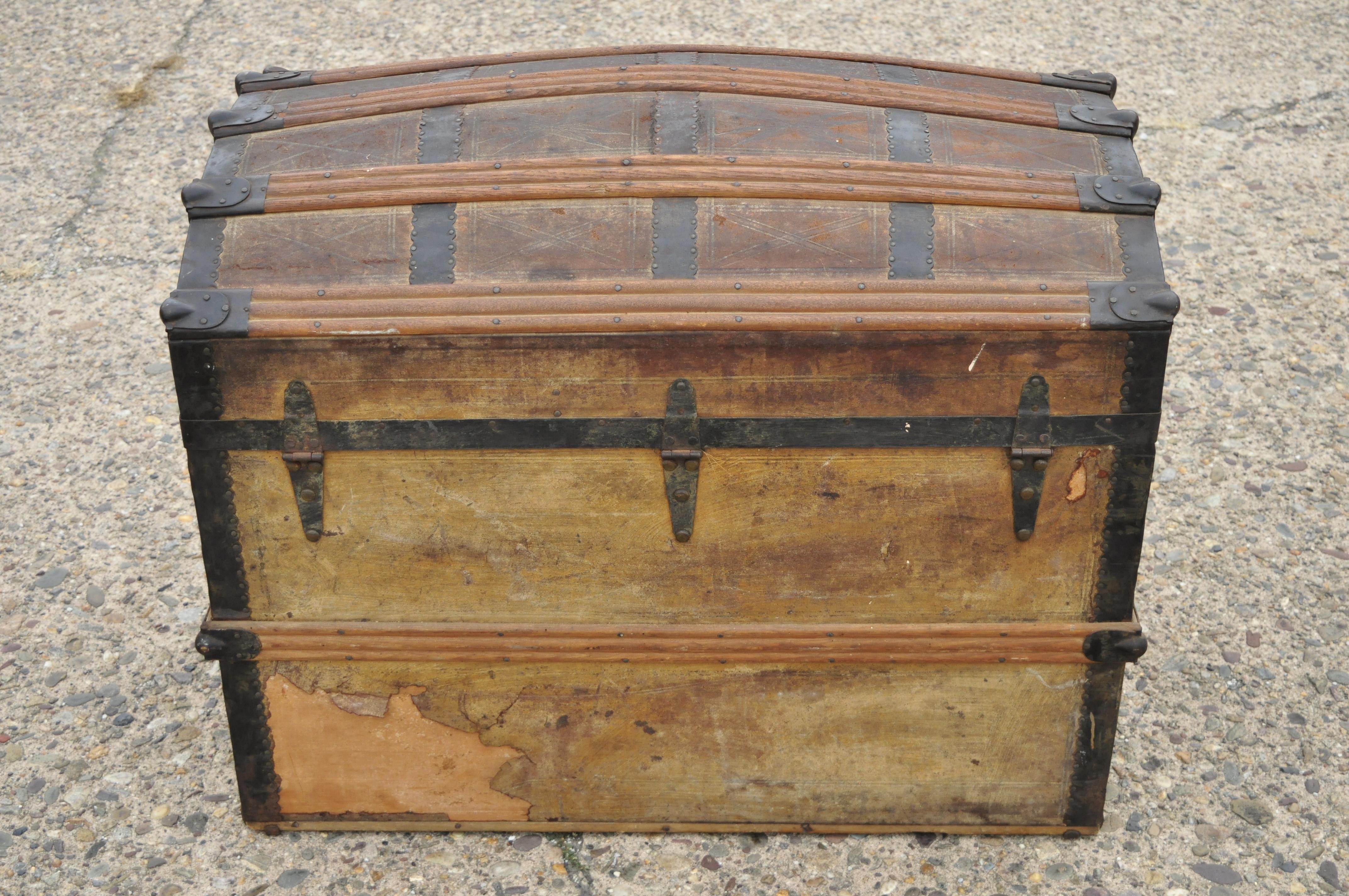 Antique Dome Top Wood Leather Metal Distressed Pirates Treasure Chest Trunk 1