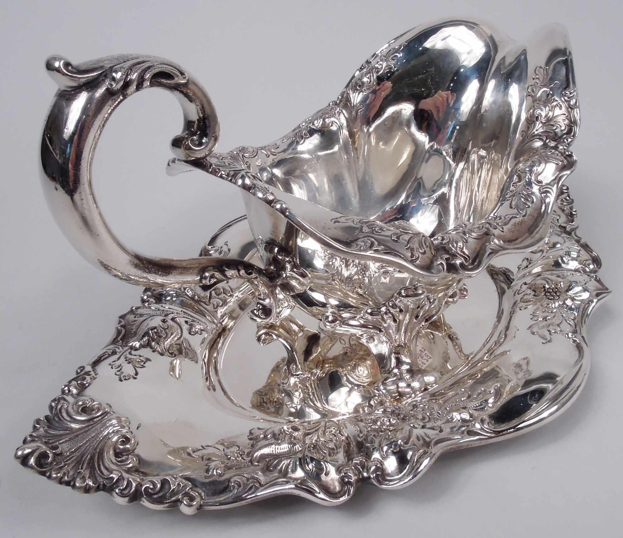 Antique Dominick & Haff Edwardian Sterling Silver Gravy Boat on Stand In Good Condition For Sale In New York, NY