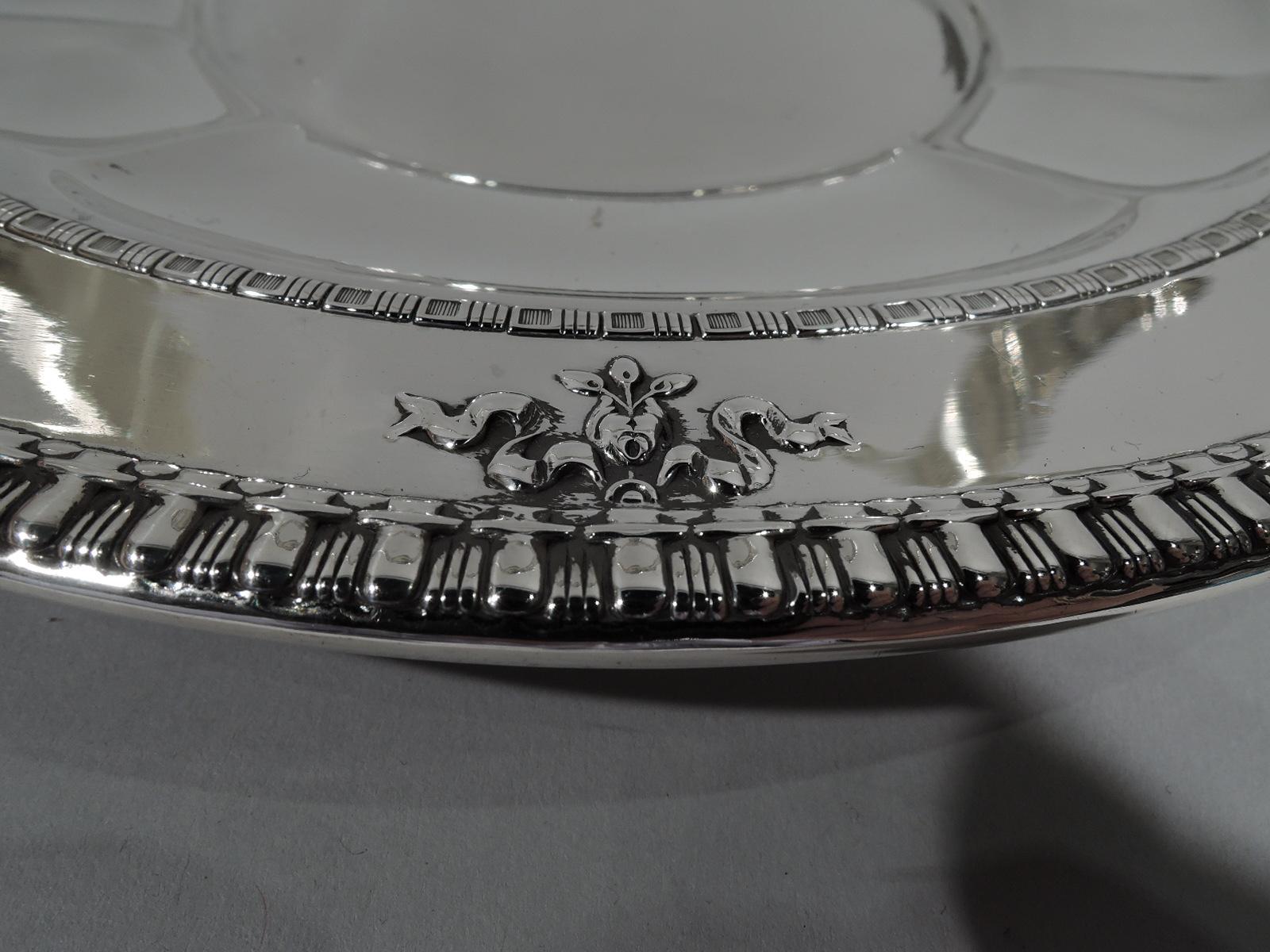 Antique Dominick & Haff Sterling Silver Cake Plate in Windsor Pattern In Excellent Condition In New York, NY