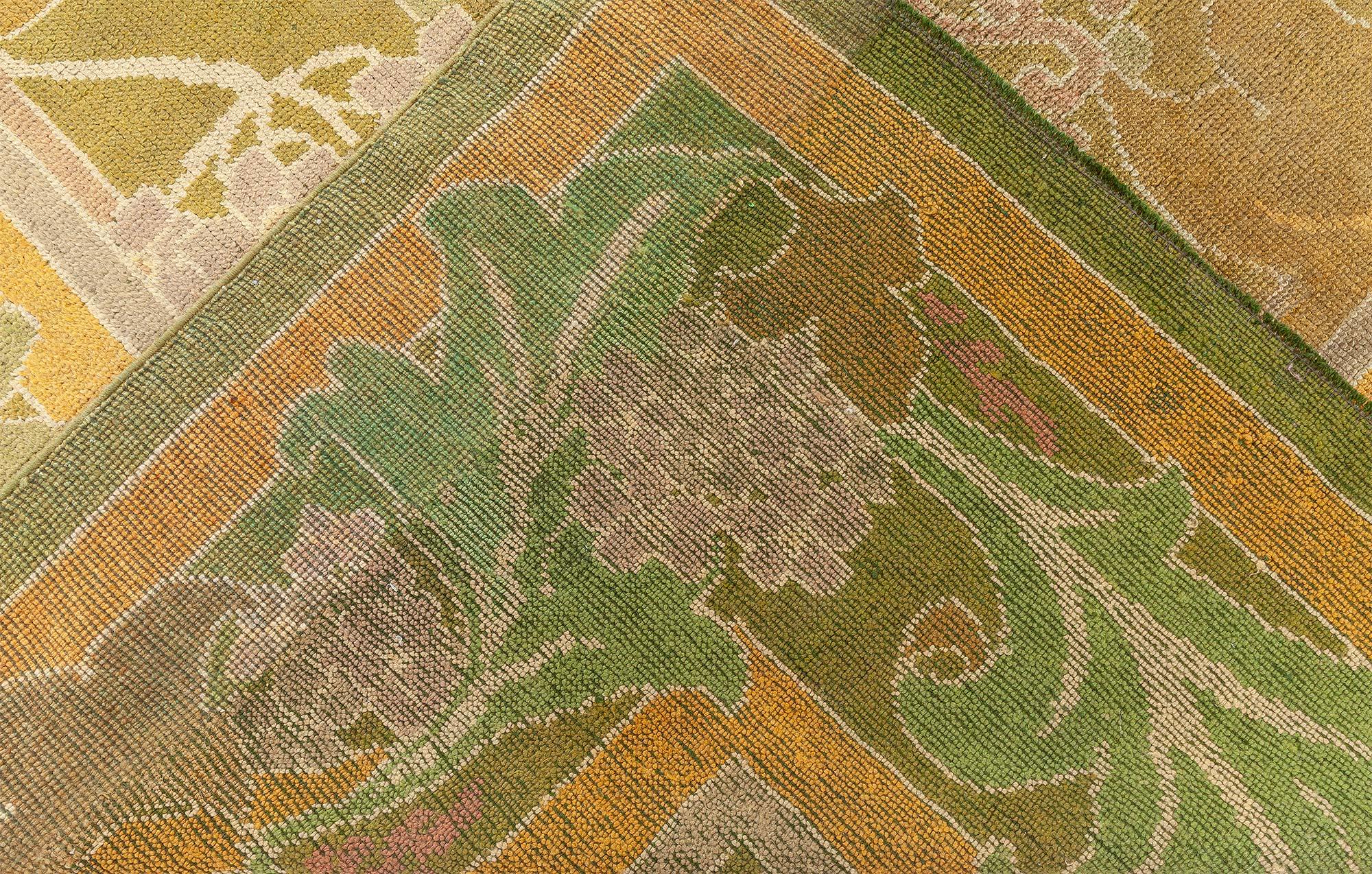 Doris Leslie Blau Alfombra antigua Donegal Arts and Crafts Artes y manualidades en venta