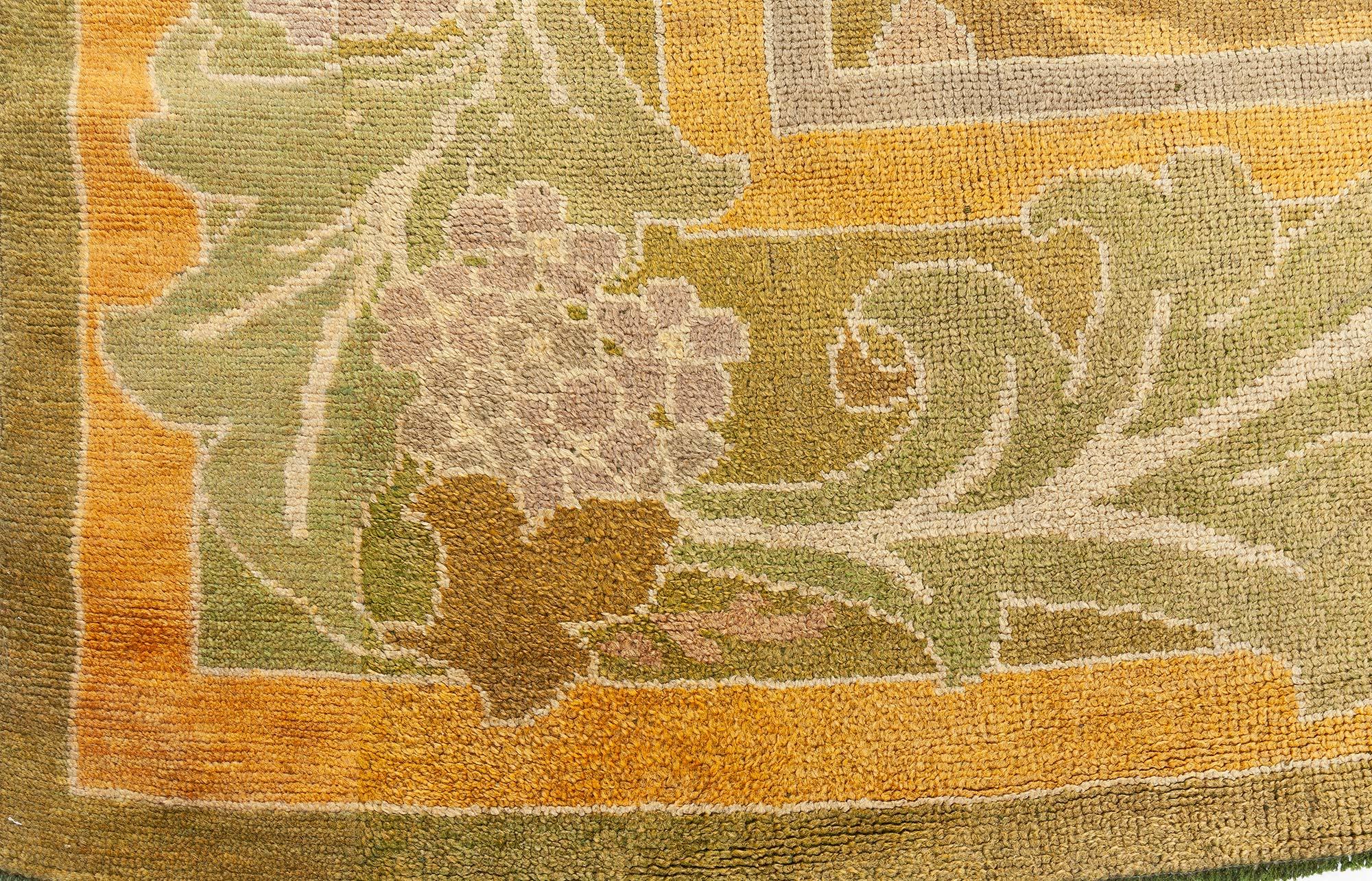 Doris Leslie Blau Alfombra antigua Donegal Arts and Crafts Norirlandés en venta