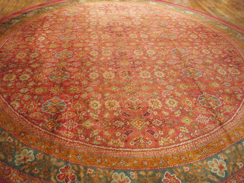 Early 20th Century Irish Donegal Arts & Crafts Carpet  In Good Condition For Sale In New York, NY
