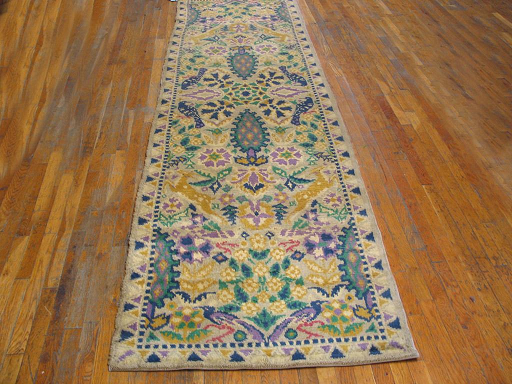 Hand-Knotted Early 20th Century Irish Donegal Arts & Crafts Carpet (3'6