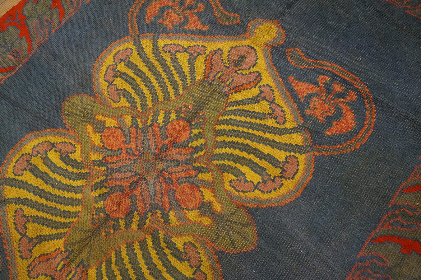 Early 20th Century Irish Donegal Arts & Crafts Carpet ( 5'7