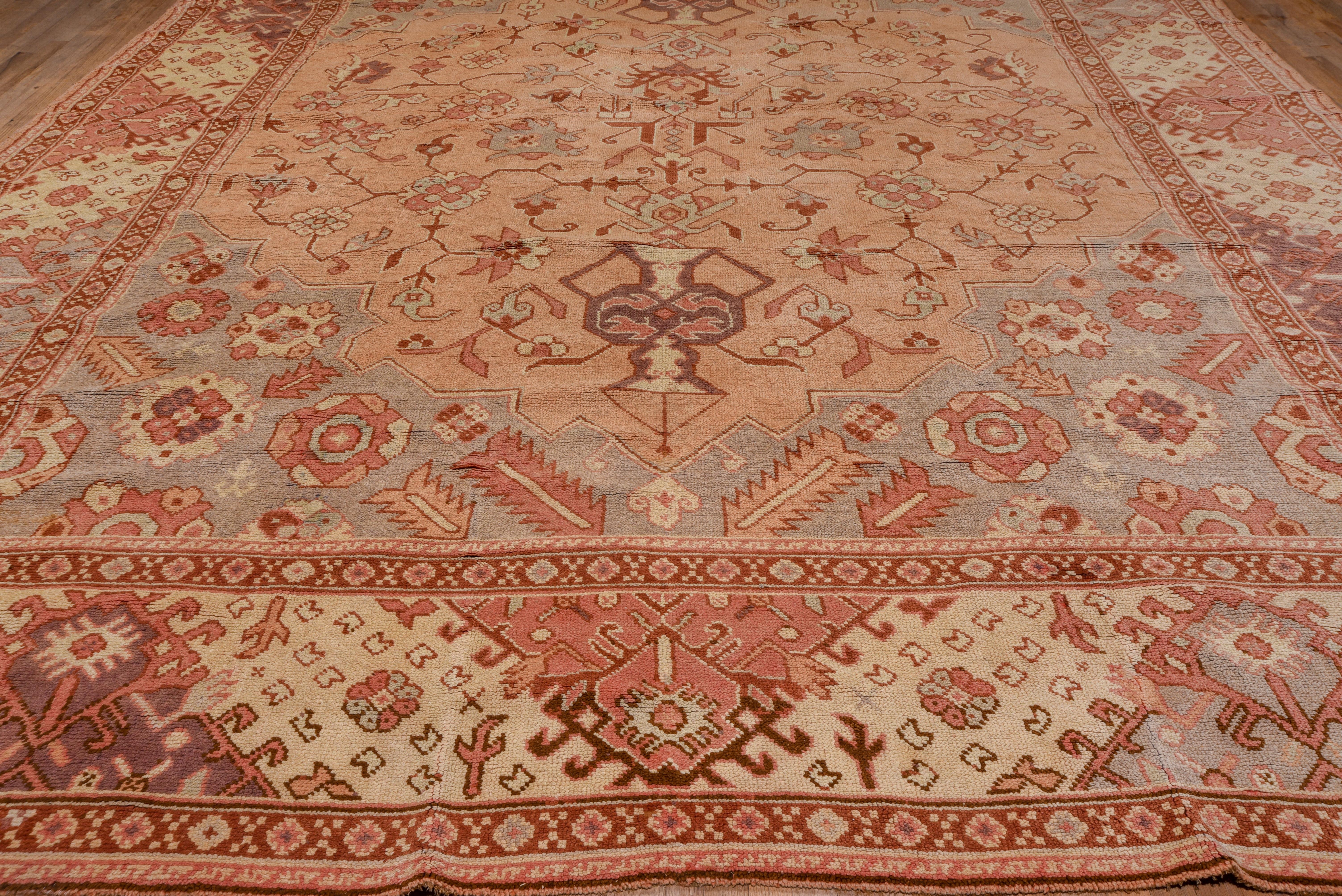 Hand-Knotted Antique Donegal Carpet, Soft Tones, circa 1920s For Sale