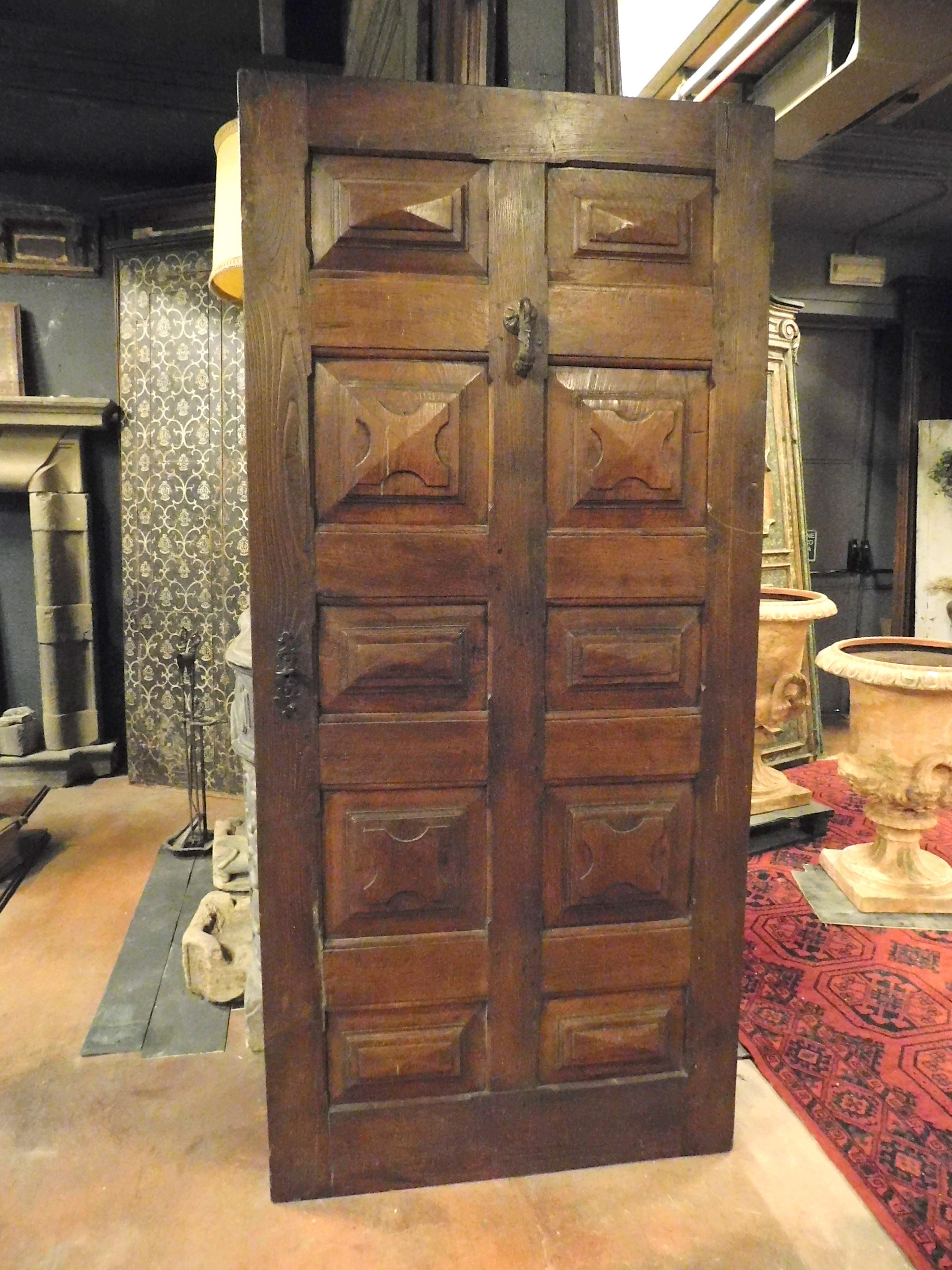 Italian Antique Door in Brown Walnut with Diamond Carved Panels, 17th Century, Italy