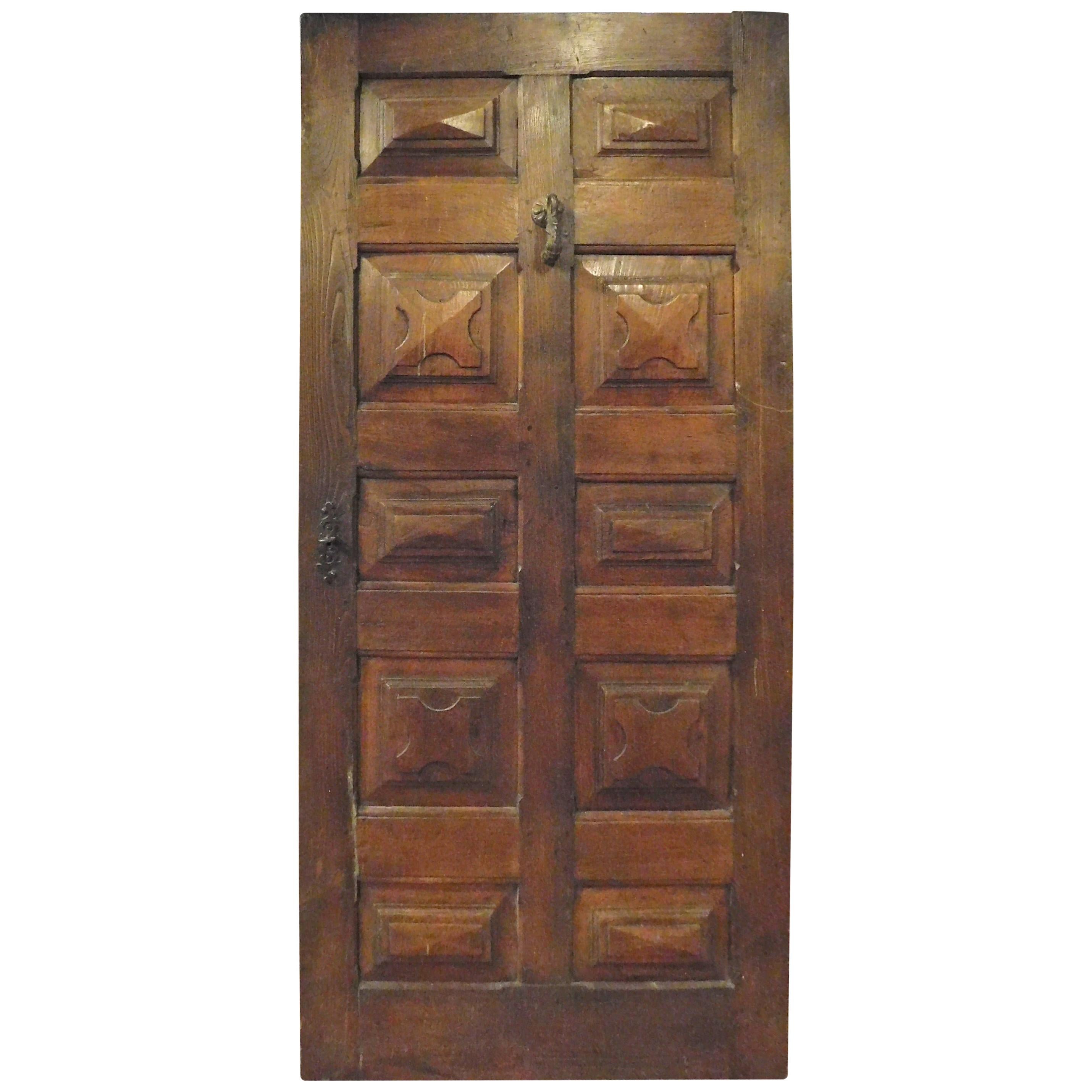 Antique Door in Brown Walnut with Diamond Carved Panels, 17th Century, Italy