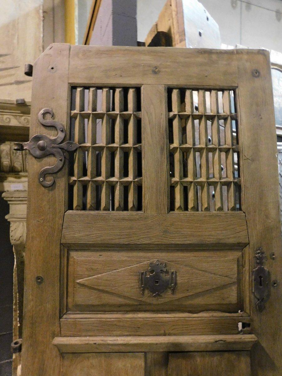 Antique Door Oak Wood, Window and Carved Panels, Original Irons, 1700, France In Good Condition In Cuneo, Italy (CN)