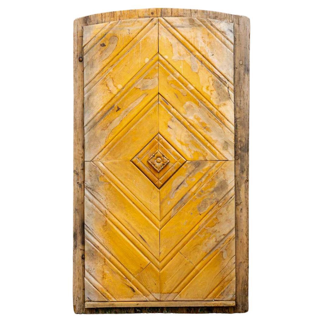 Puerta Antigua con Diseño Chevron