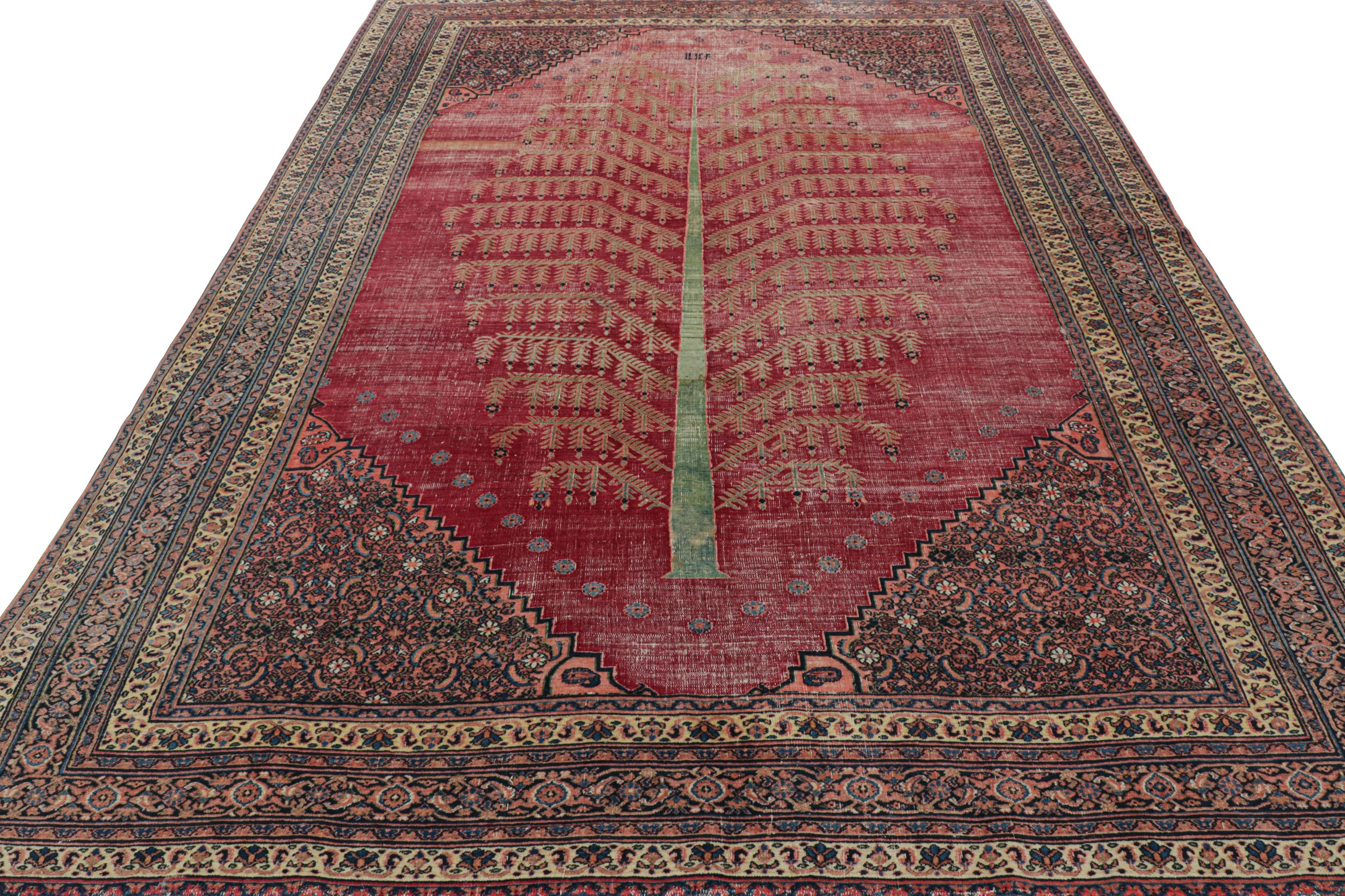 Late 19th Century Antique Doroksh Persian Rug, Red and Pink Tree of Life Pattern - Rug & Kilim For Sale