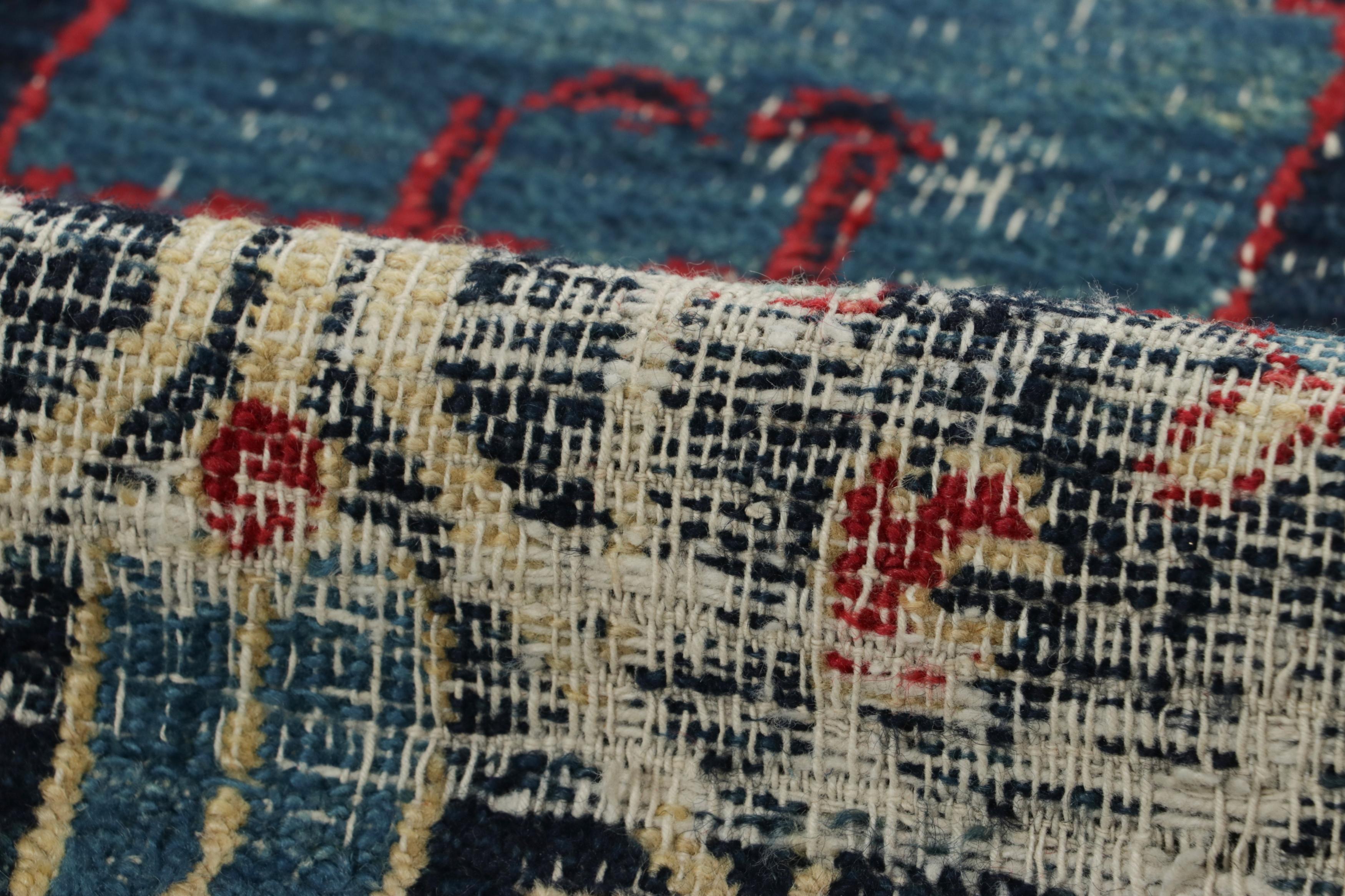 Antico tappeto persiano Dorokshian Runner, blu con medaglioni geometrici - Rug & Kilim in vendita 1