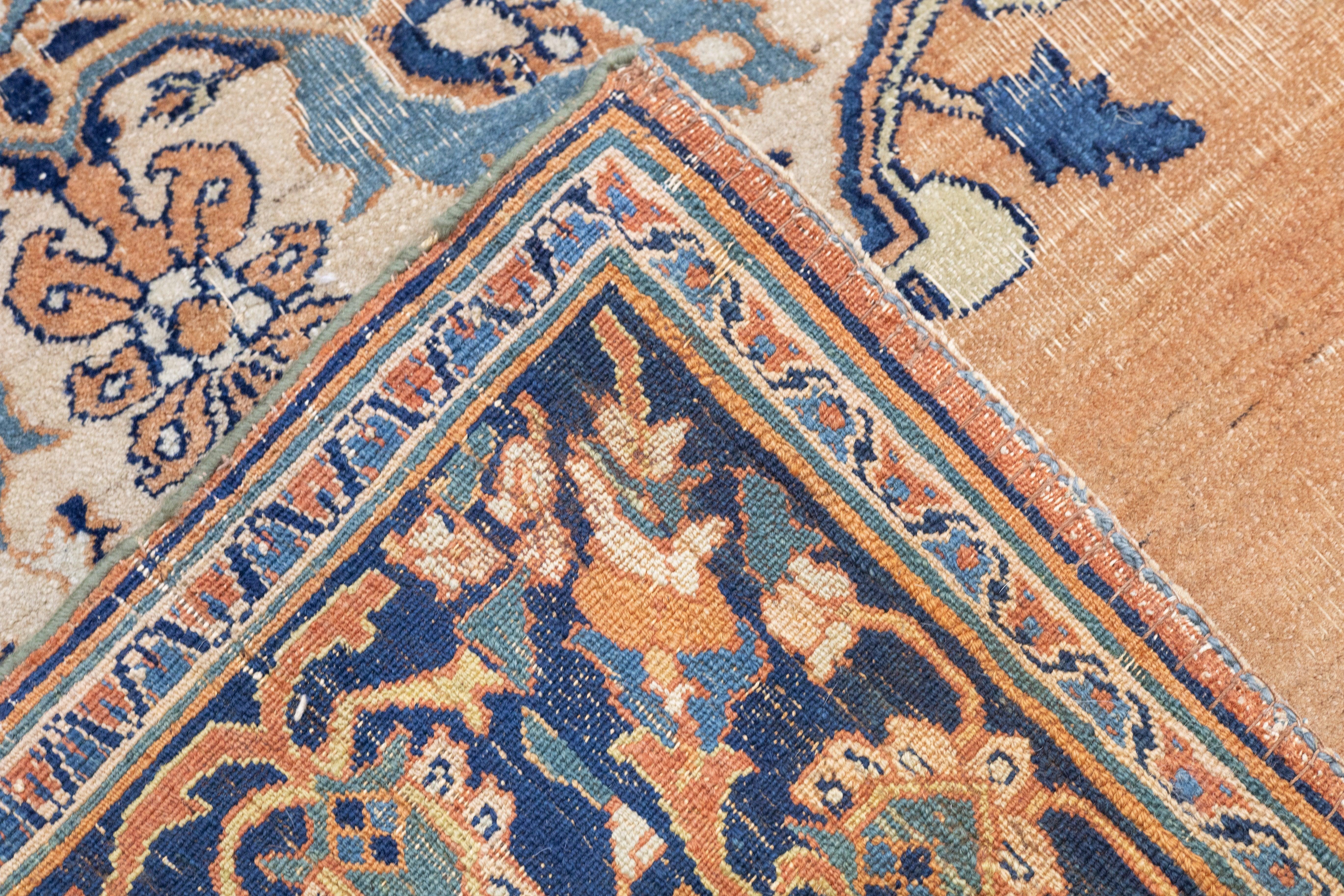 Antique Doroksh Rug 3'9'' x 5'9'' For Sale 3