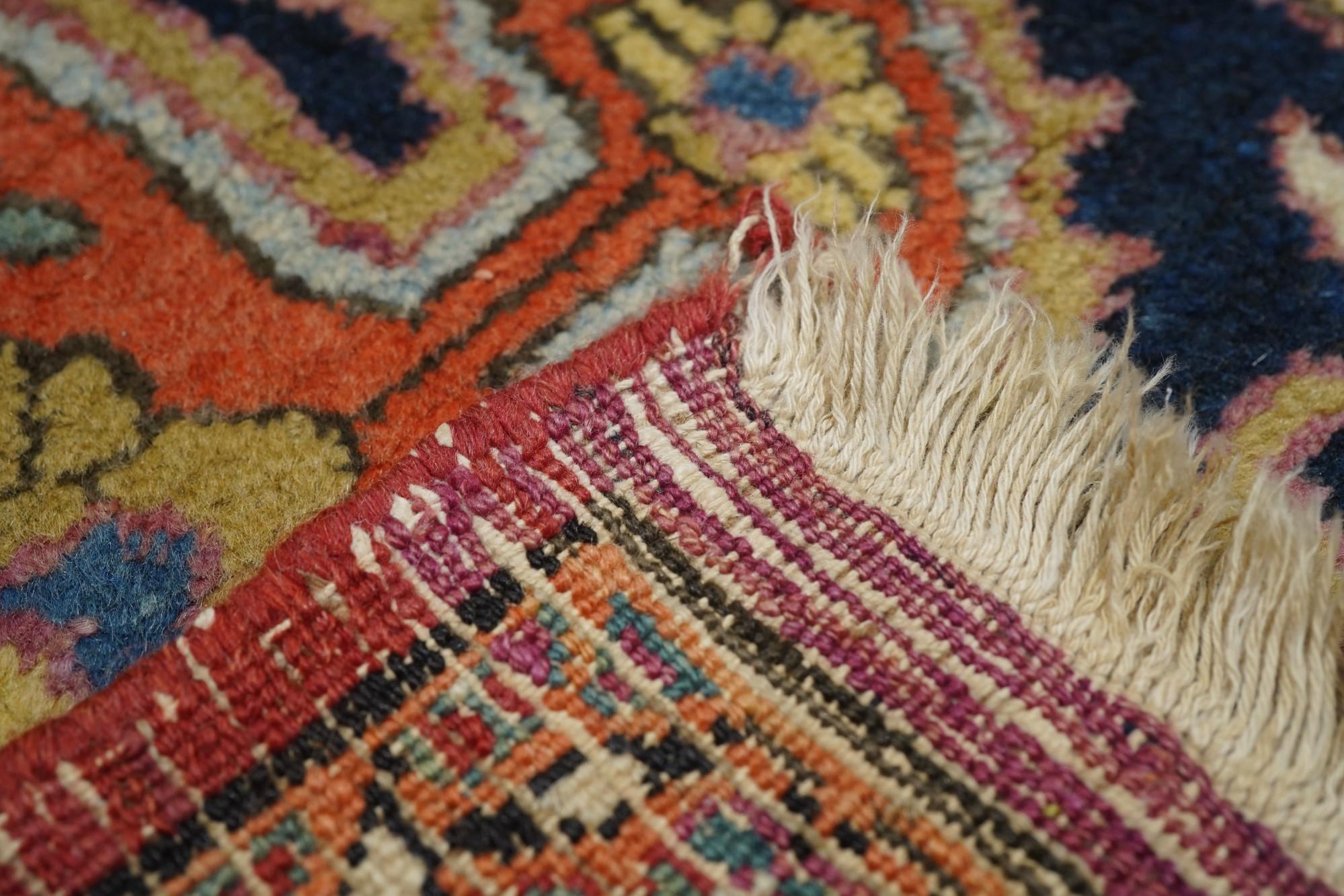 Antique Doroksh Rug For Sale 4