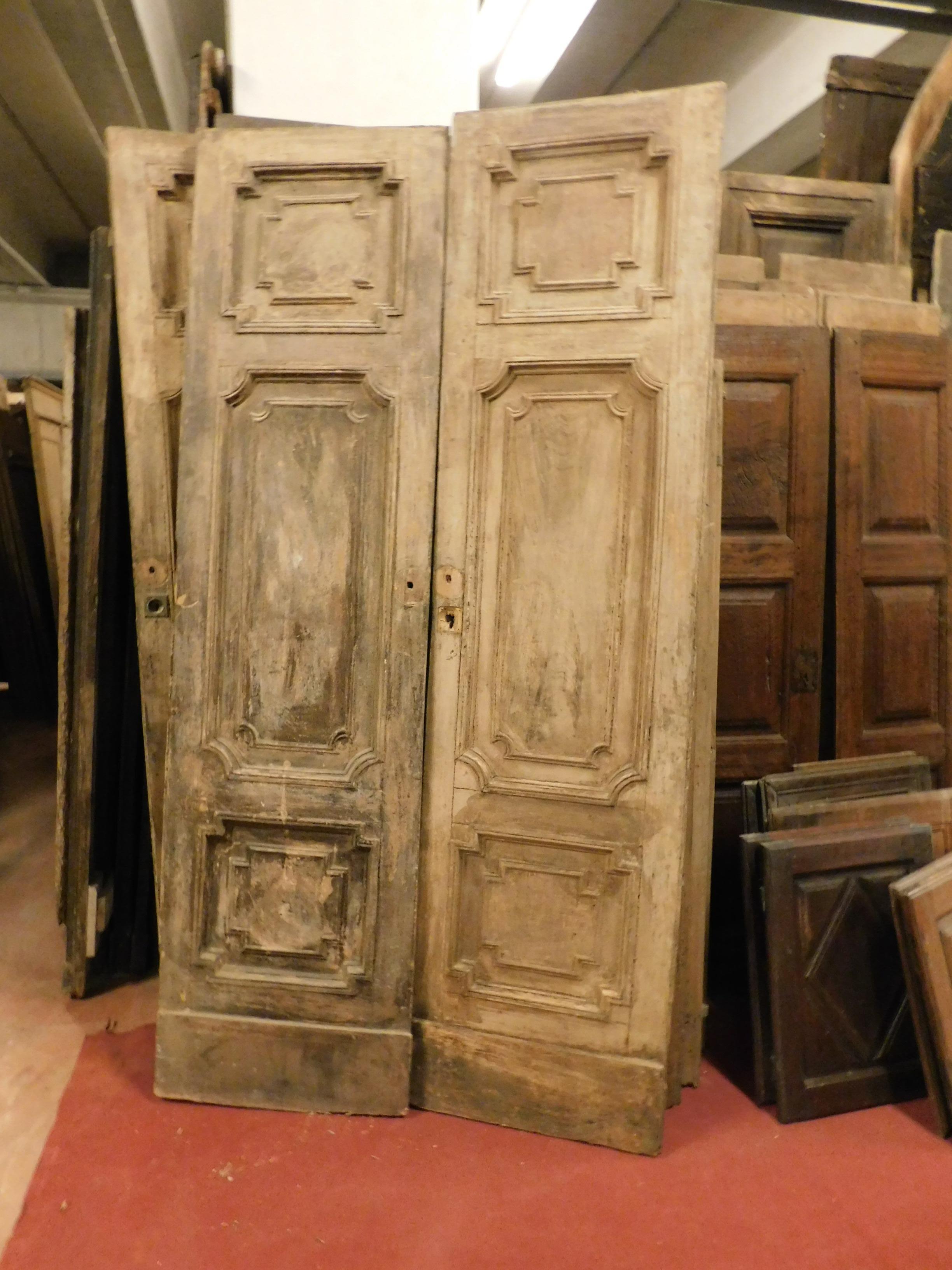 Antique Double Doors in Light Fir Wood, Sculpted Style Louis XVI, 1700, Italy 1