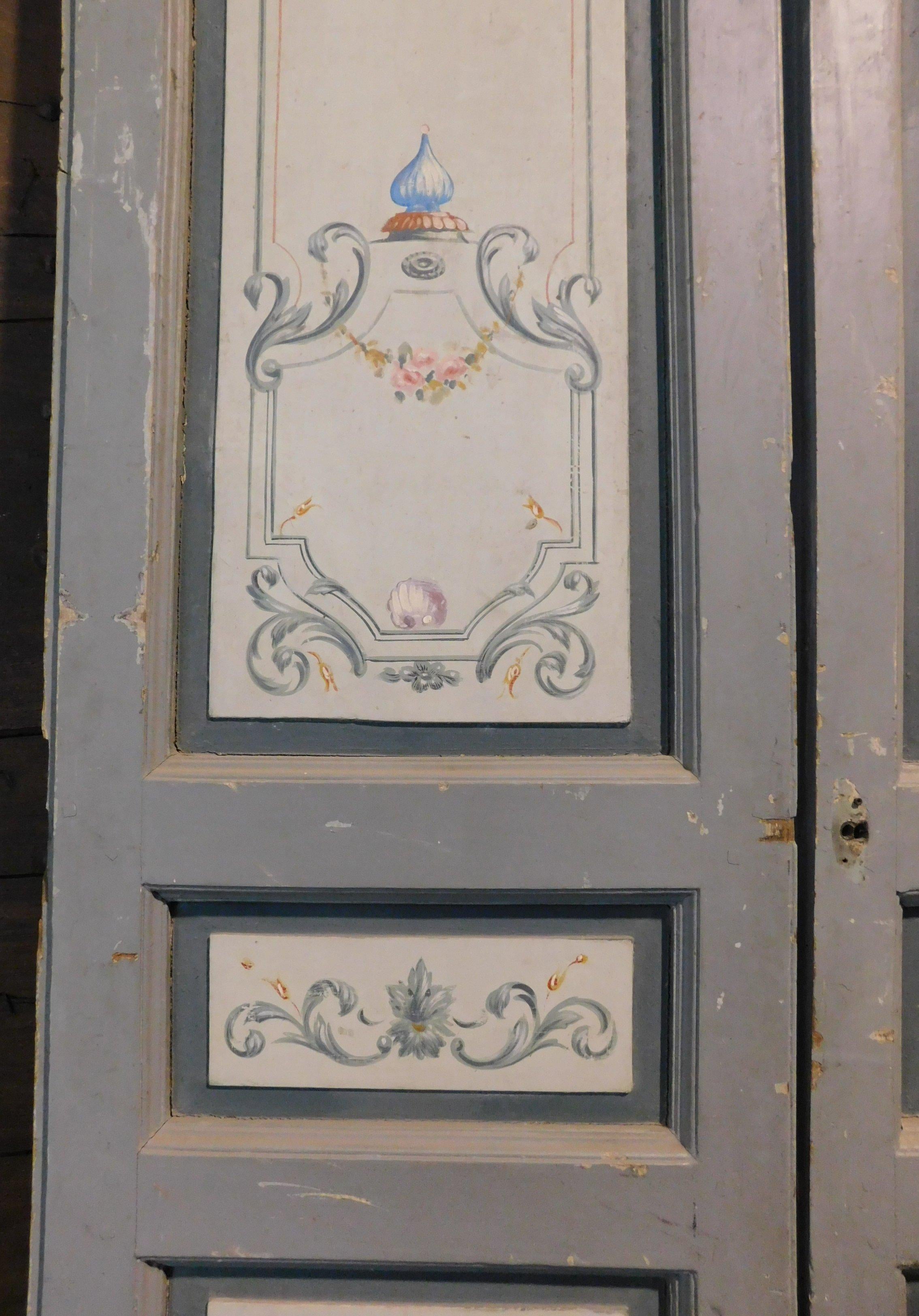 puertas azul grisaceo