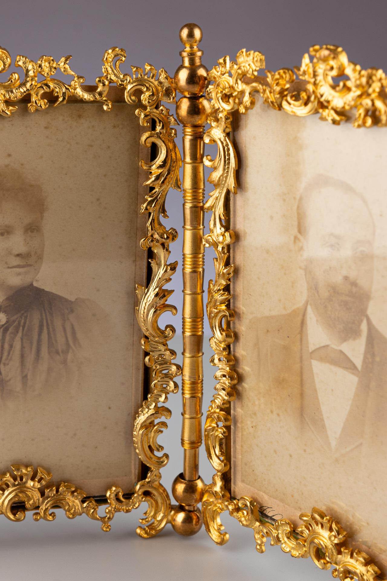 Brass Antique Double Picture Frame, France, Circa 1860, 6 x 9 cm For Sale