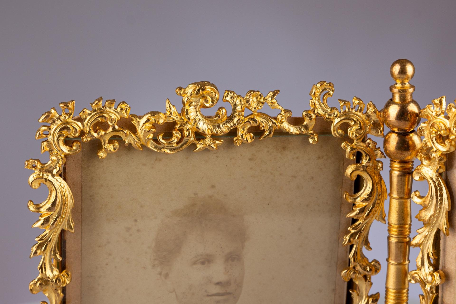 Antique Double Picture Frame, France, Circa 1860, 6 x 9 cm For Sale 2