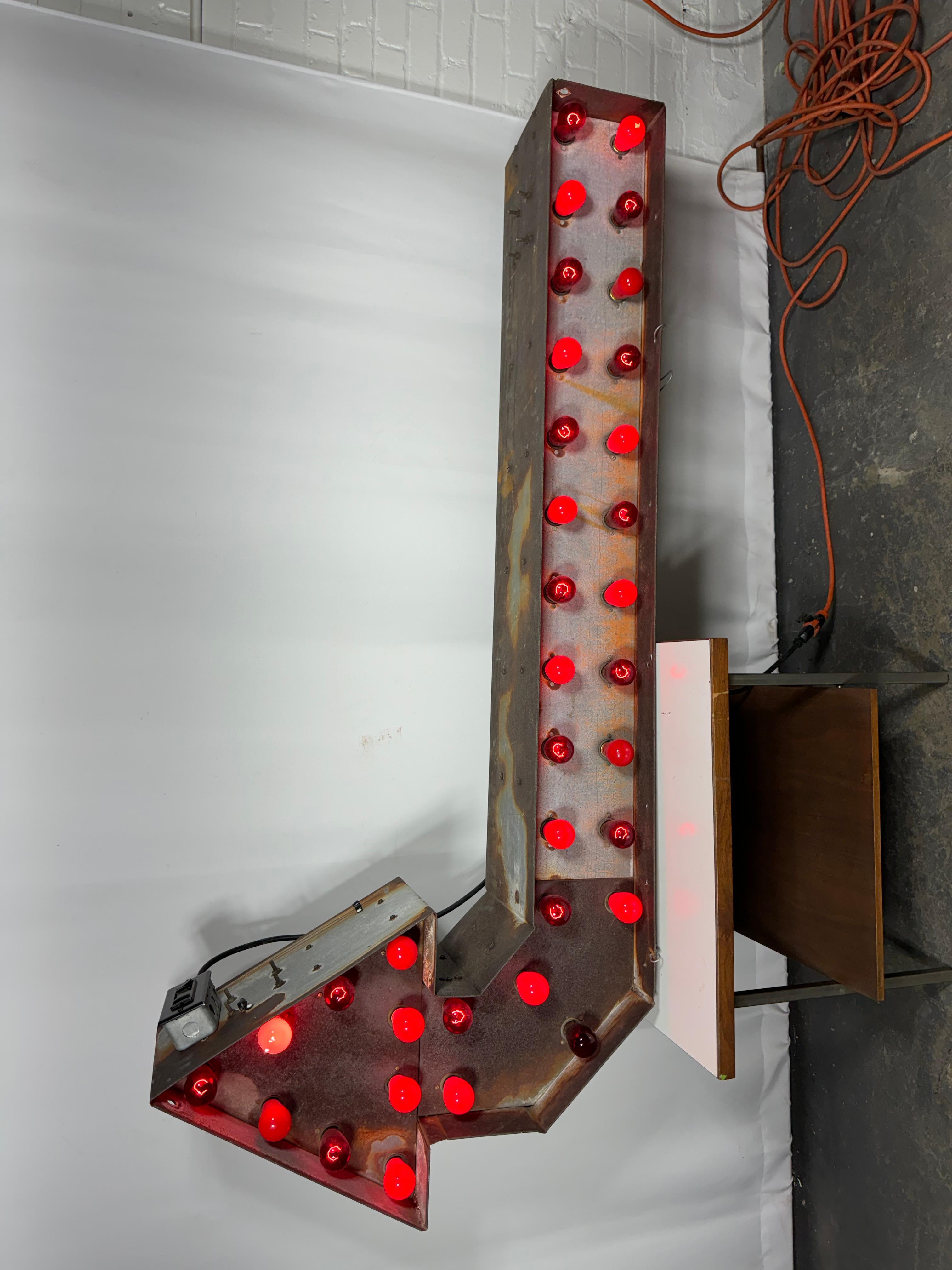 light up arrow sign outdoor