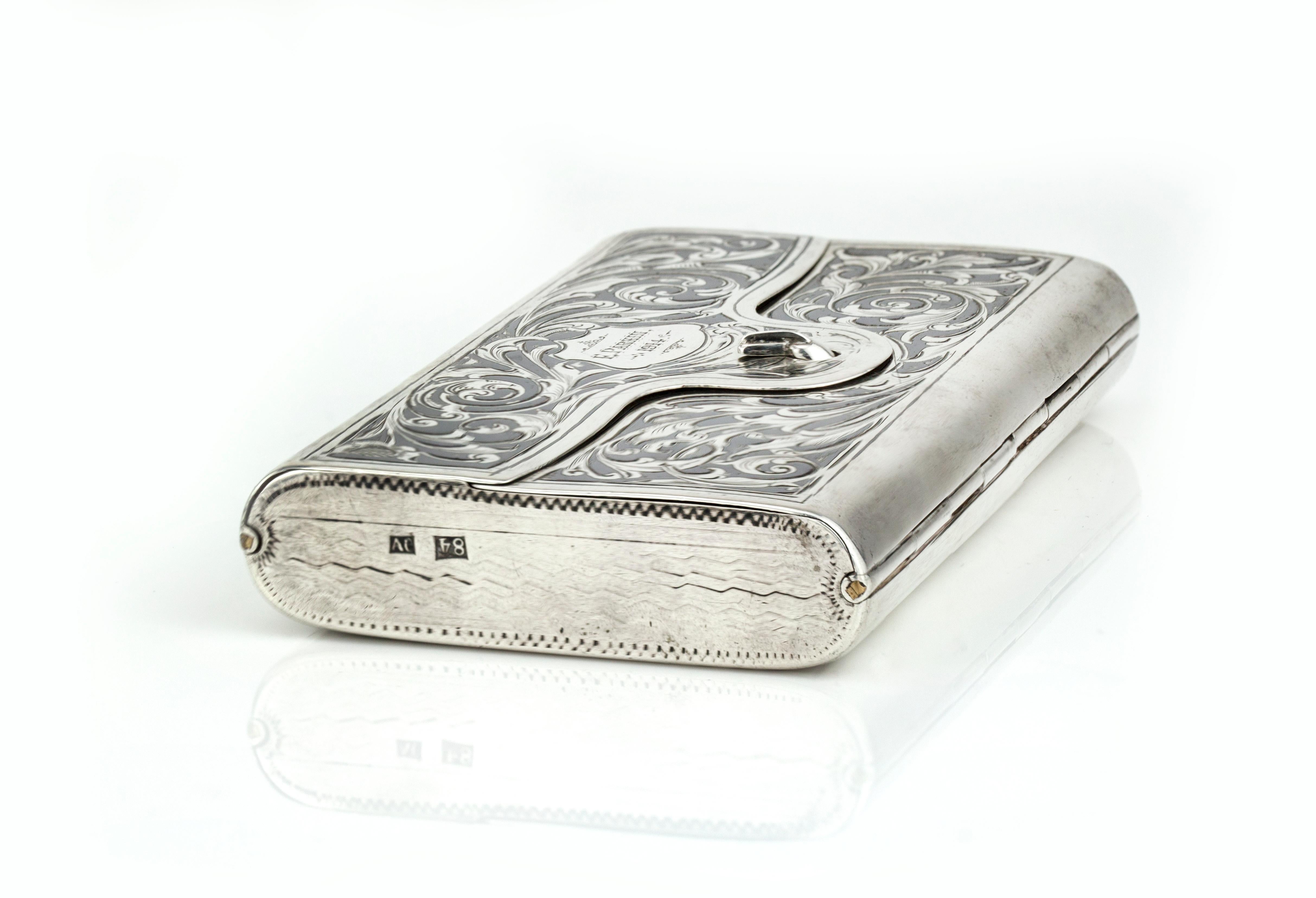 Antique Double Sided Cigarette Case In Excellent Condition In Braintree, GB