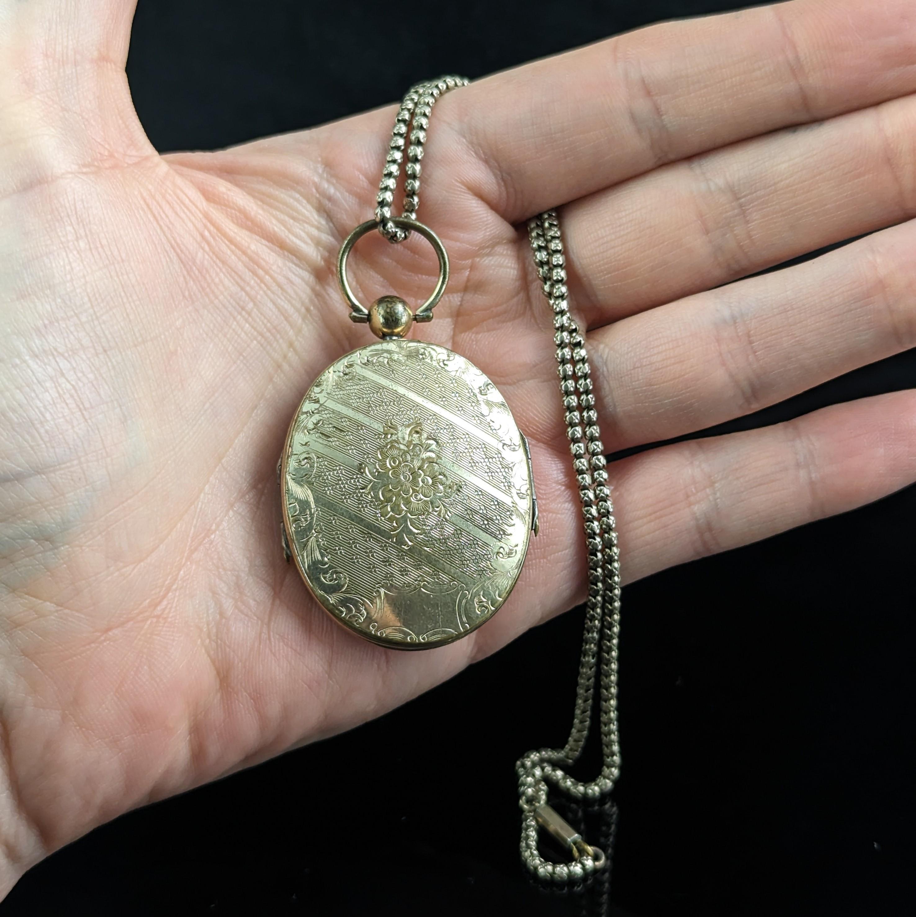 Antique Double sided mourning locket and chain necklace, Victorian  8