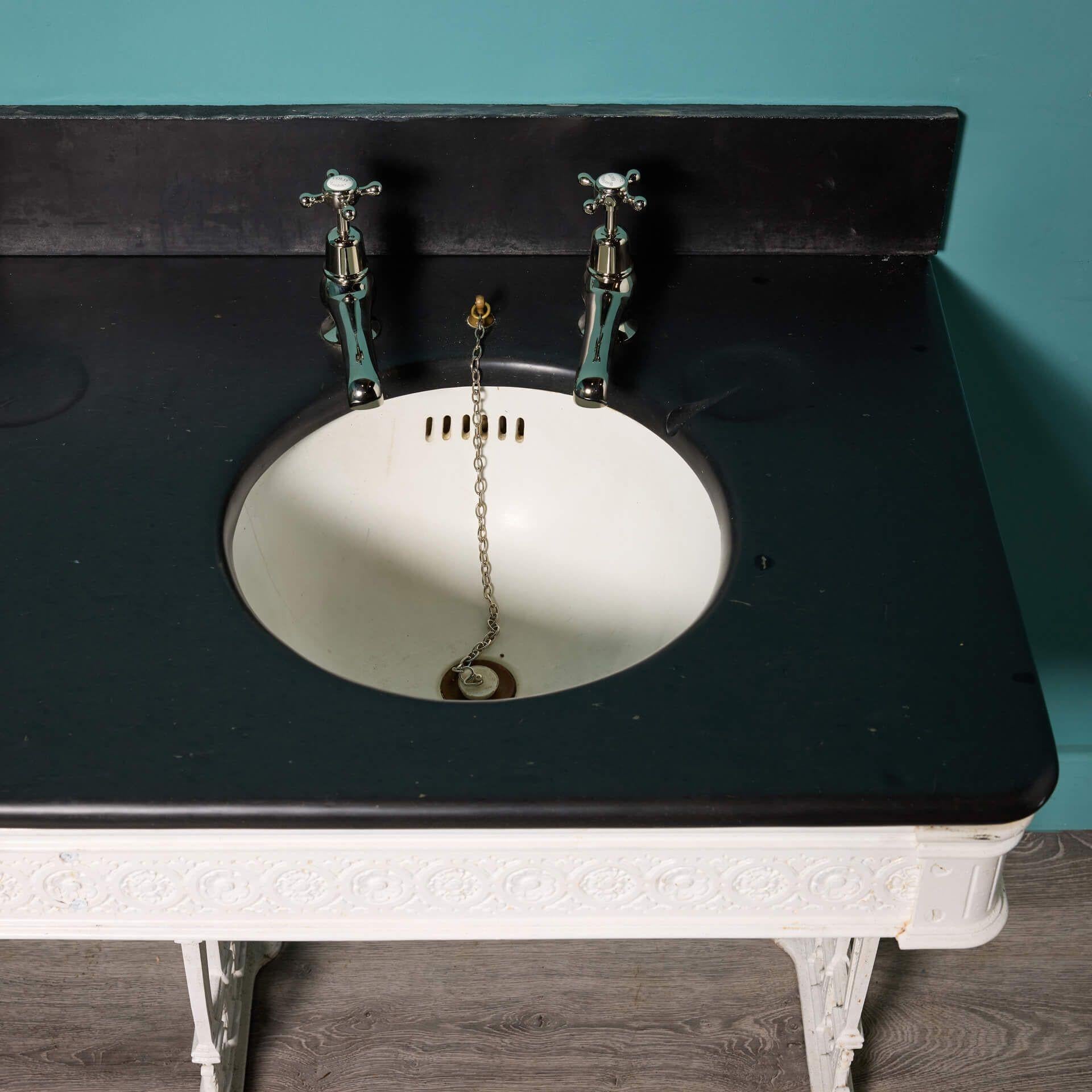 Antique Double Sink with Slate Splashback In Fair Condition For Sale In Wormelow, Herefordshire