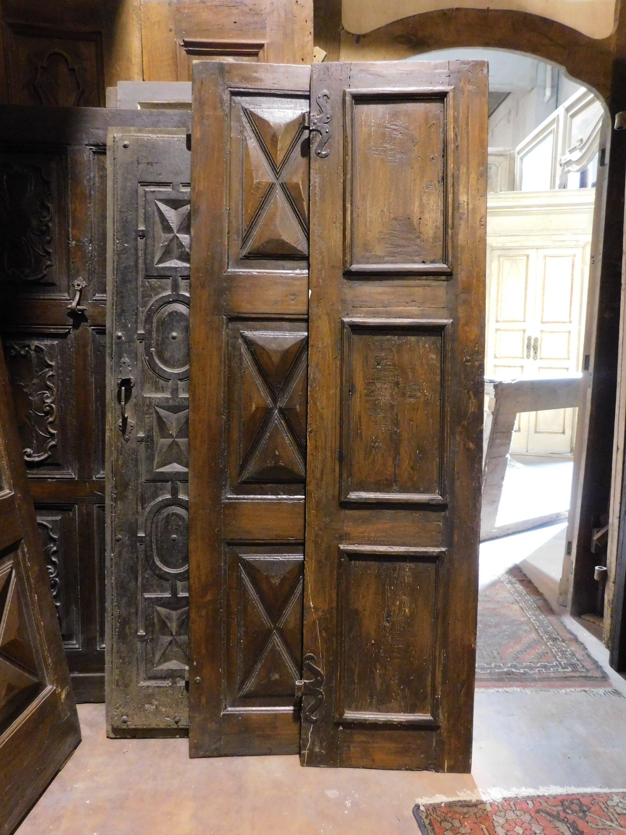 Italian Antique Double Wings Poplar Door, Carved Diamond Point, 17th Century, Italy For Sale