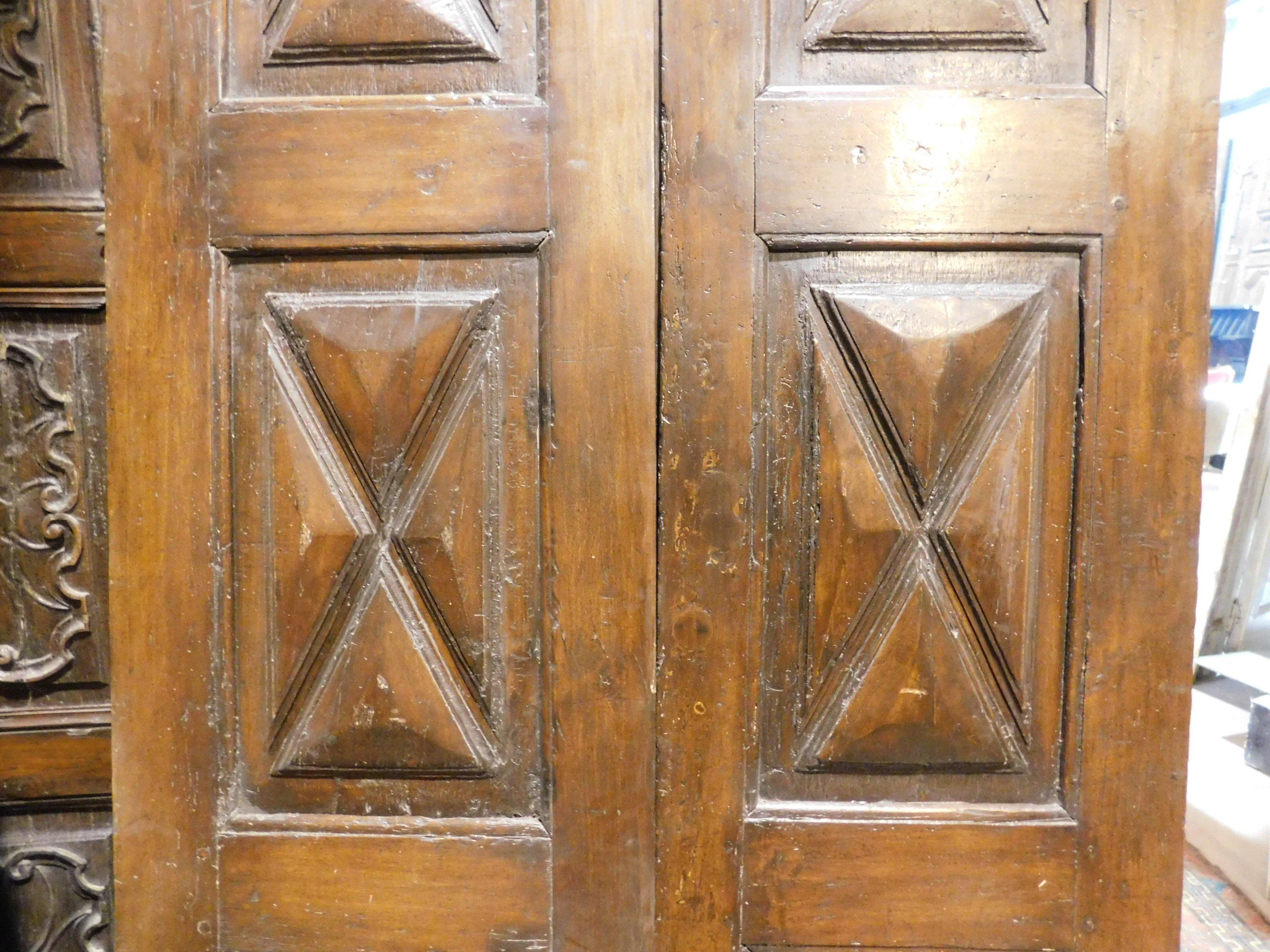 Hand-Carved Antique Double Wings Poplar Door, Carved Diamond Point, 17th Century, Italy For Sale