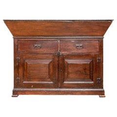 Armoire à bacs à pâte antique