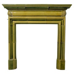 Antique Doulton & Co Glazed Green Fire Surround (Cheminée verte émaillée)