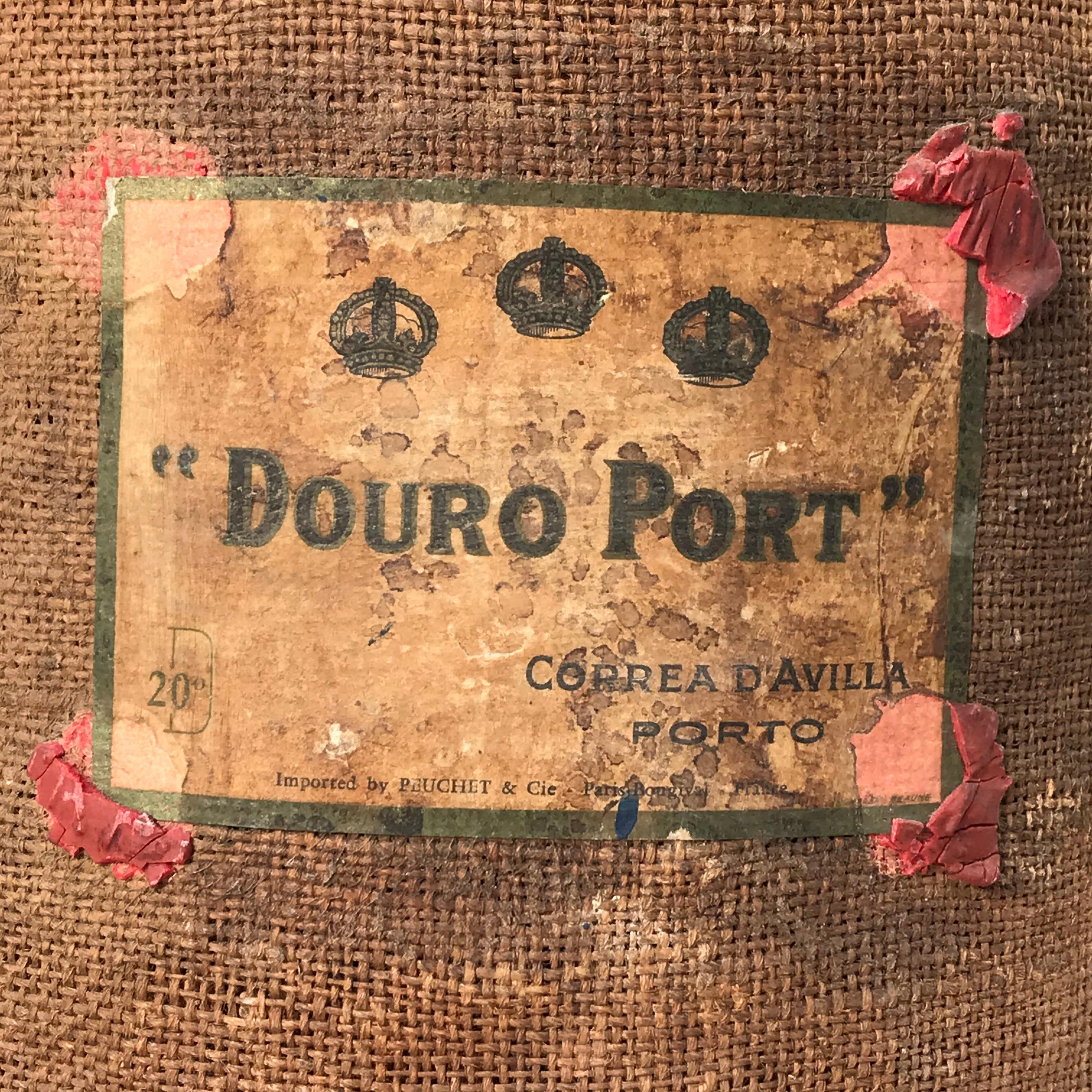 Botella antigua de Oporto del Duero en Bueno estado para la venta en Munich, DE