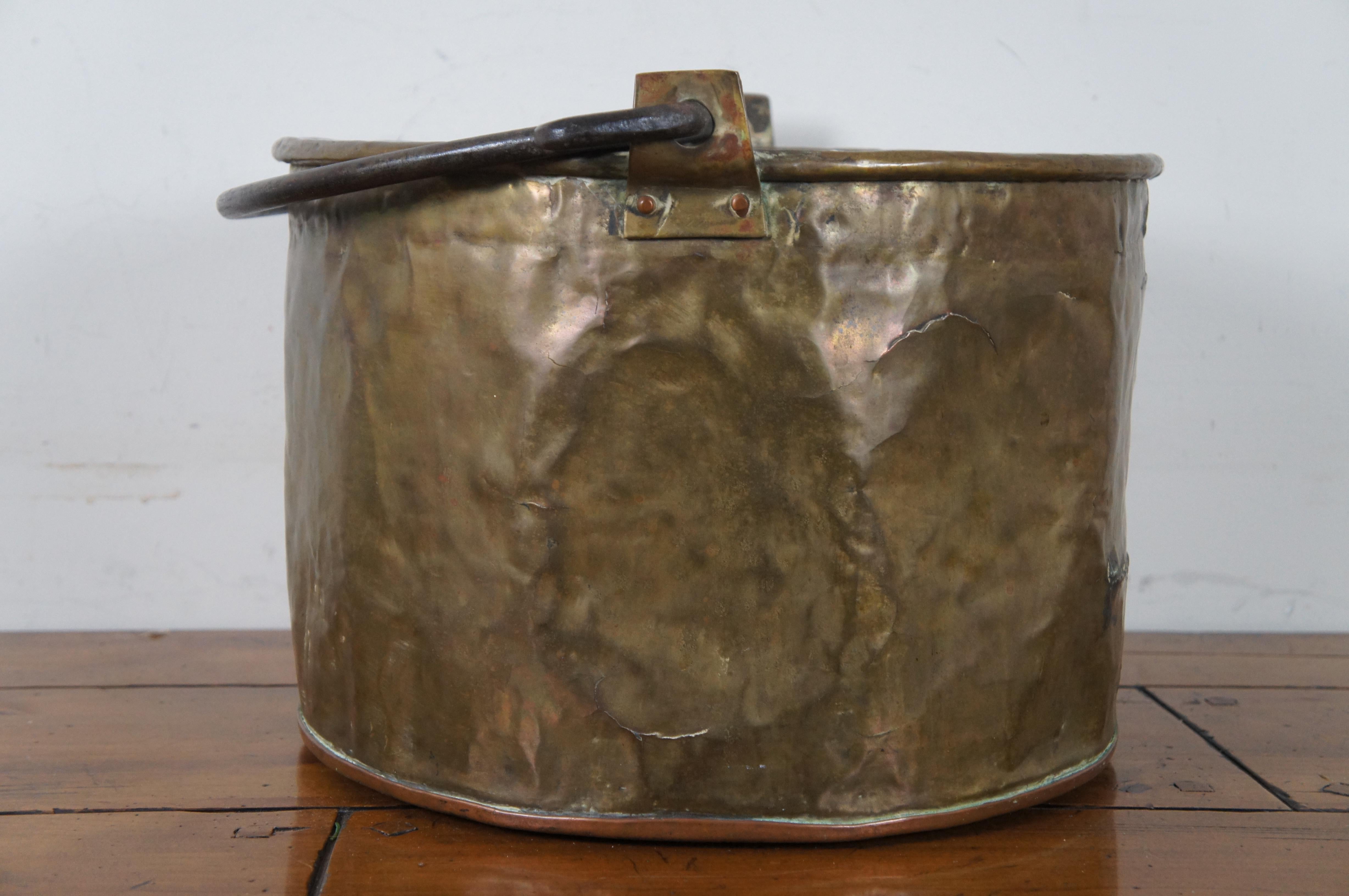 Antique Dovetailed Brass Copper Apple Butter Cauldron Kettle Boiler Pot In Good Condition For Sale In Dayton, OH