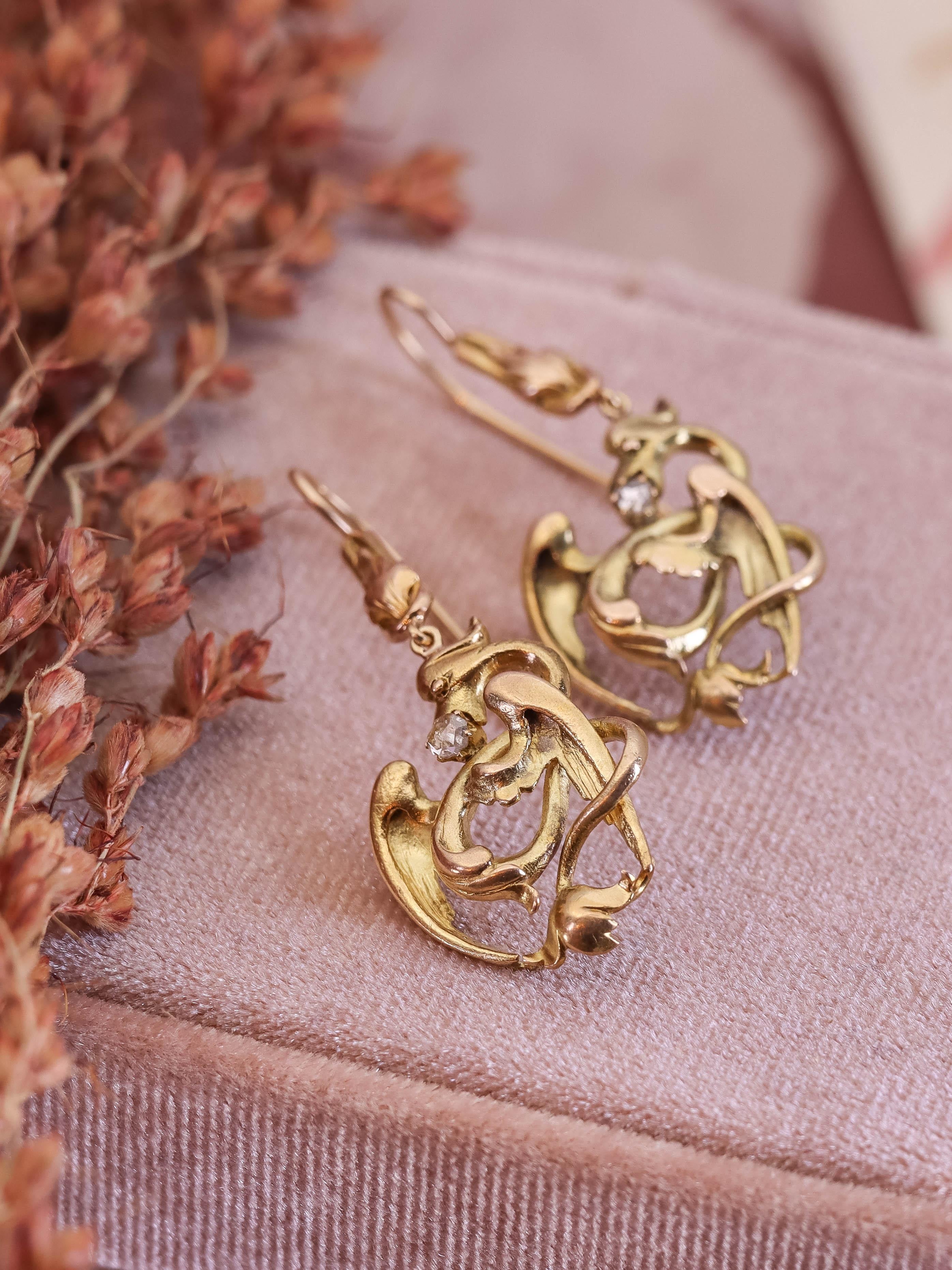 Pendientes Conversión Dragón Antiguo de Oro de 14k en venta 1