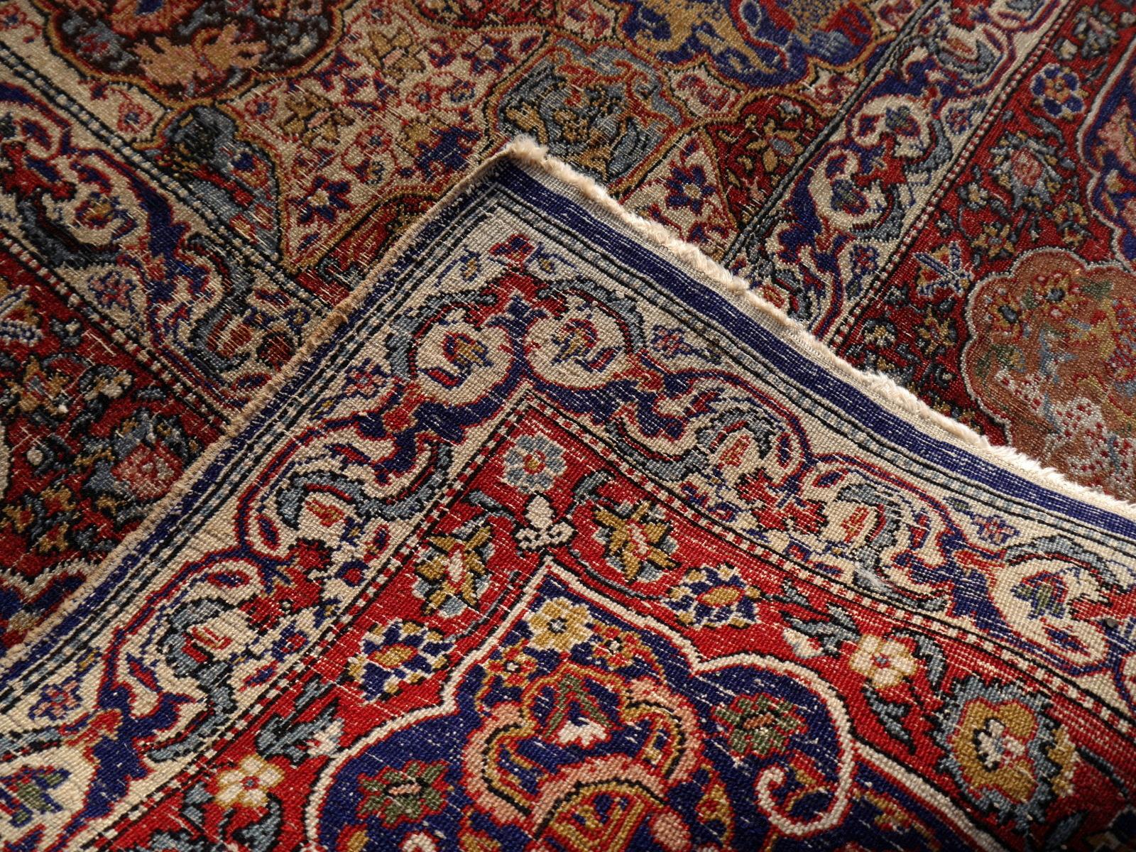 Mid-20th Century Antique Dragon Rug Hand Knotted in Hereke Turkish Carpet For Sale