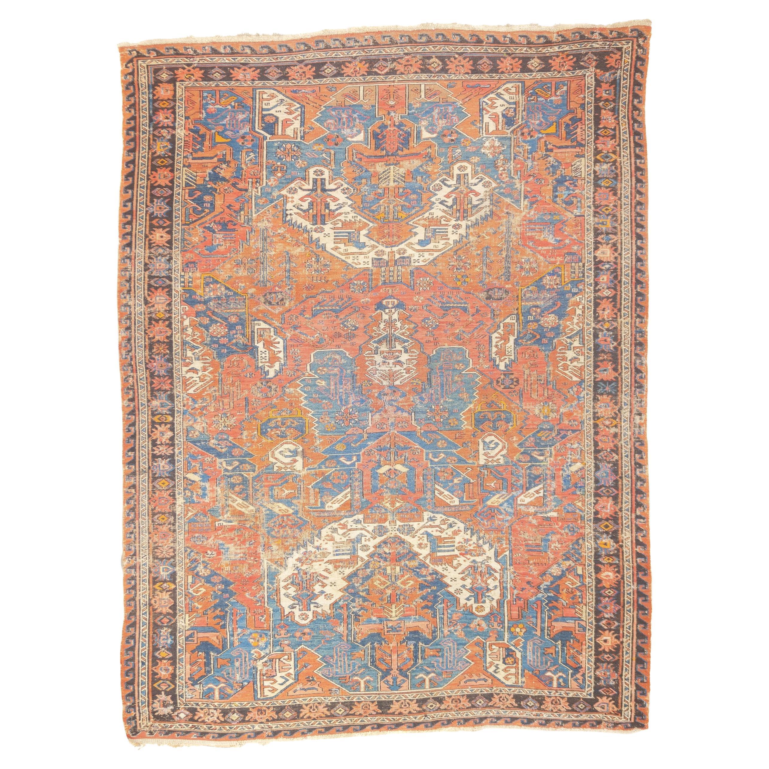 Antiker Soumak-Teppich mit Drachen 5'1'' x 6'9''