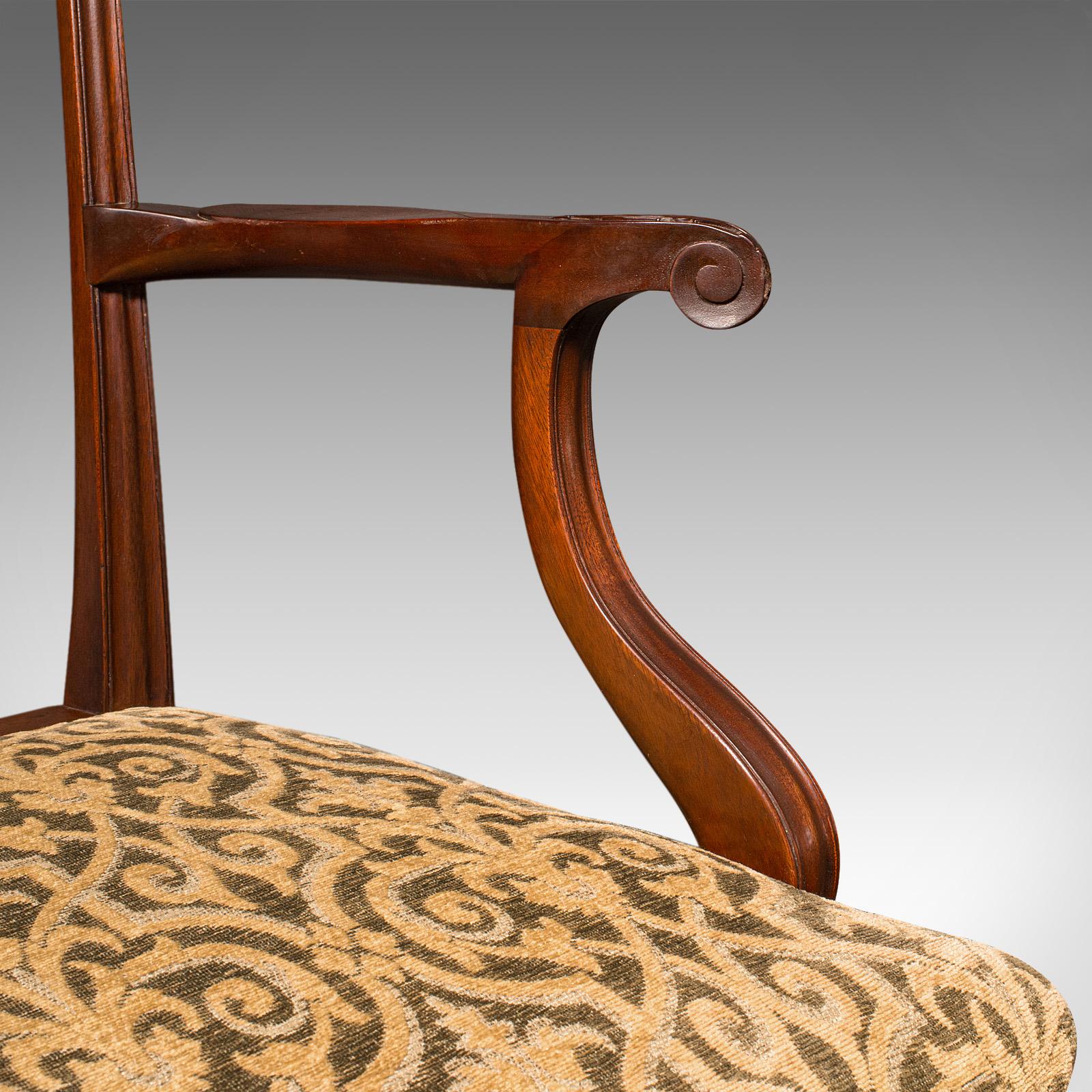 Antiker Zeichnungszimmersessel, englisch, Elbow Chair, Chippendale Revival, um 1900 im Angebot 3