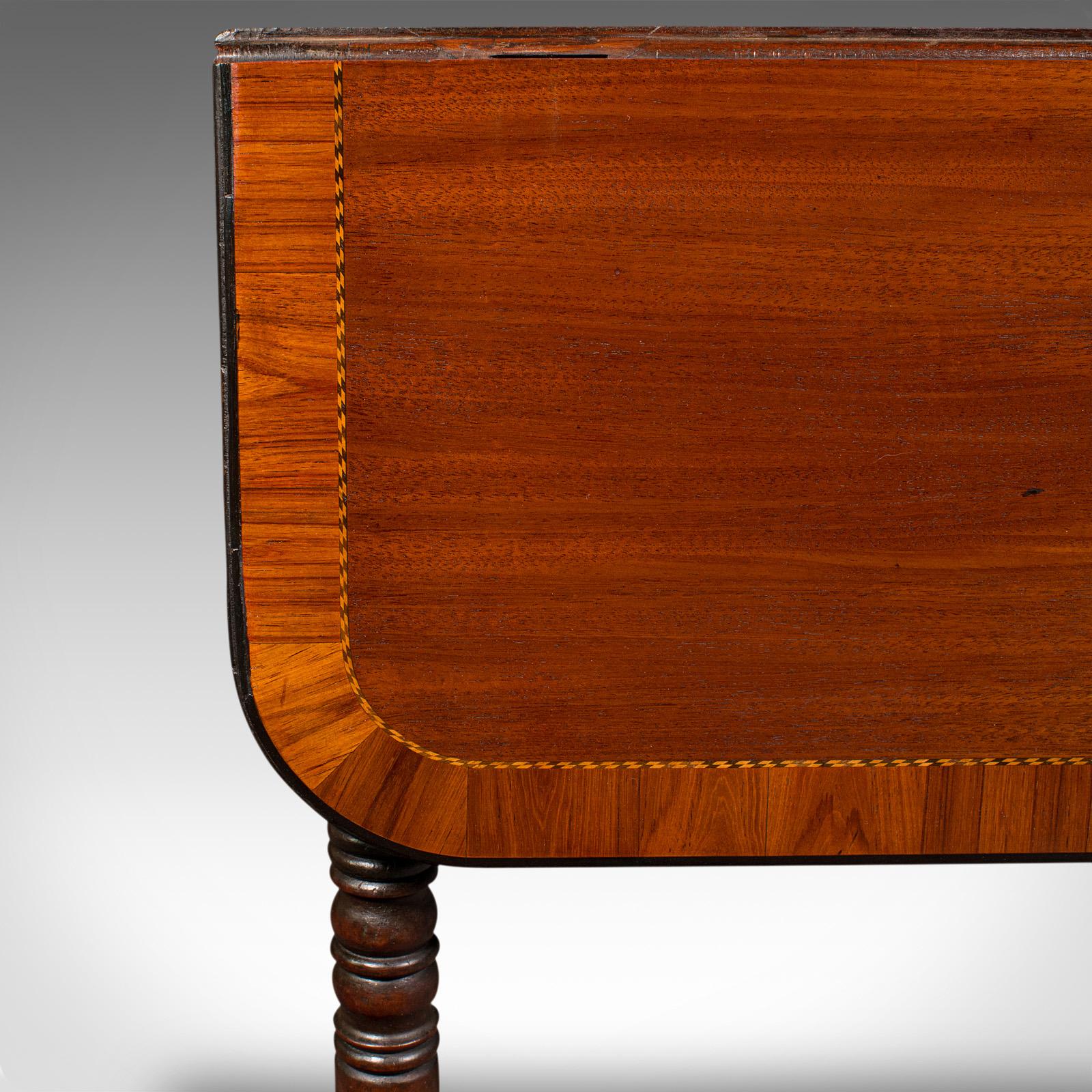 Table de salle à dessin antique Pembroke, anglaise, à feuilles tombantes, d'appoint, lampe, Régence en vente 4