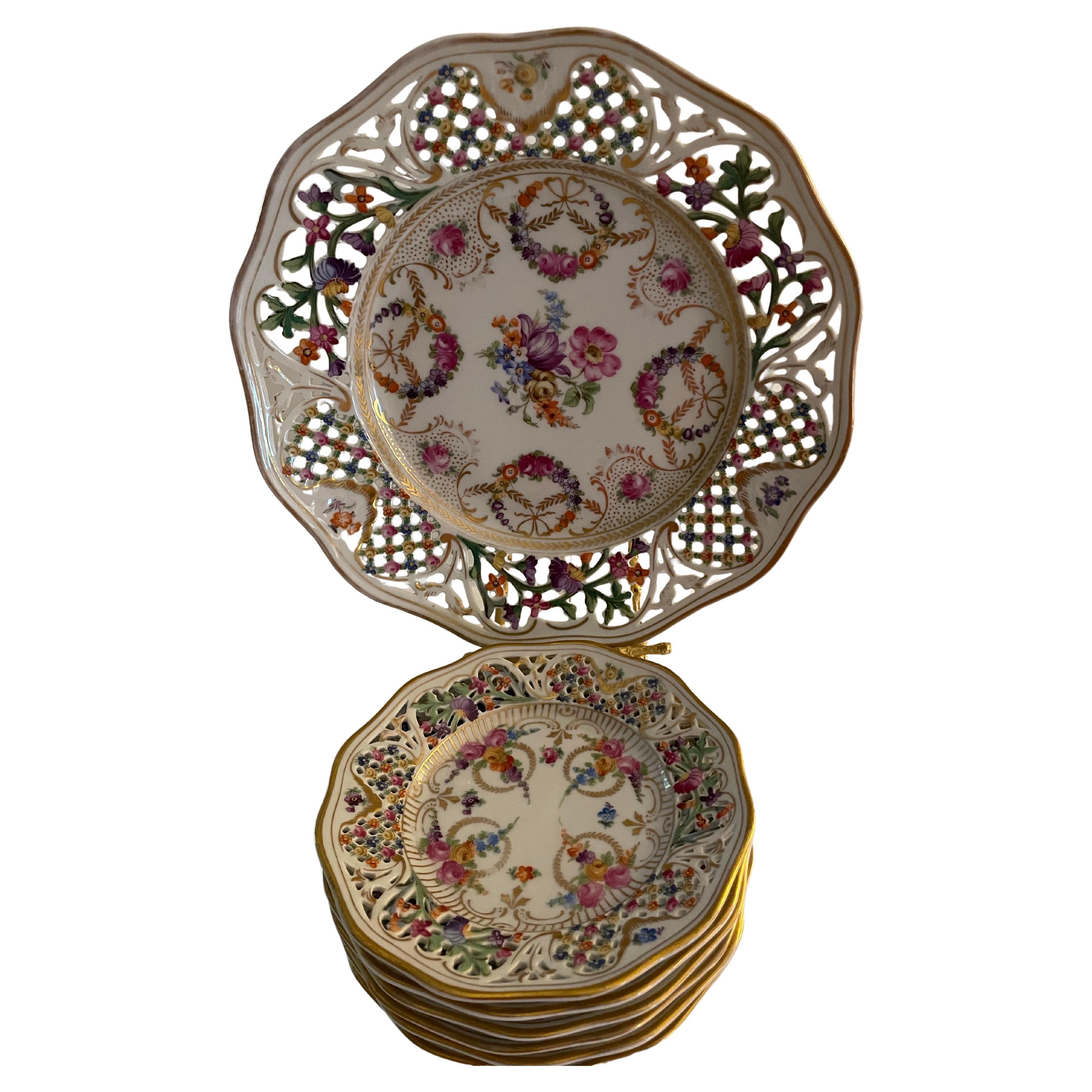 Antikes Dresden Dessert-Set, Buntes Porzellan, 7 Teile, CIRCA 1920er Jahre im Angebot