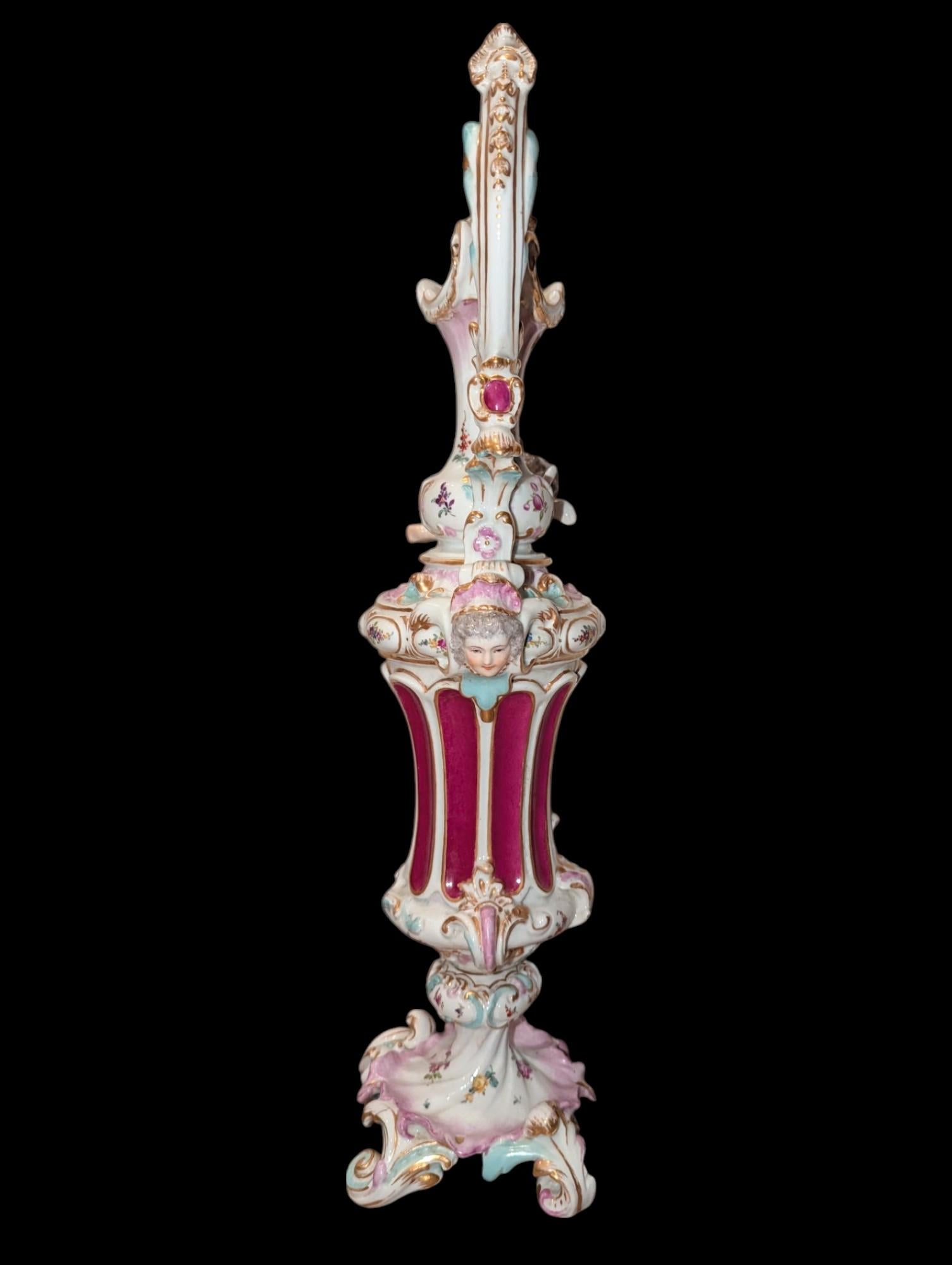 Antiguo Aguamanil de Porcelana de Dresde con Asa de Cara de Helena Wolfsohn Rococó en venta