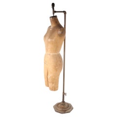 Antike Kleidform von „Superior Model Form“