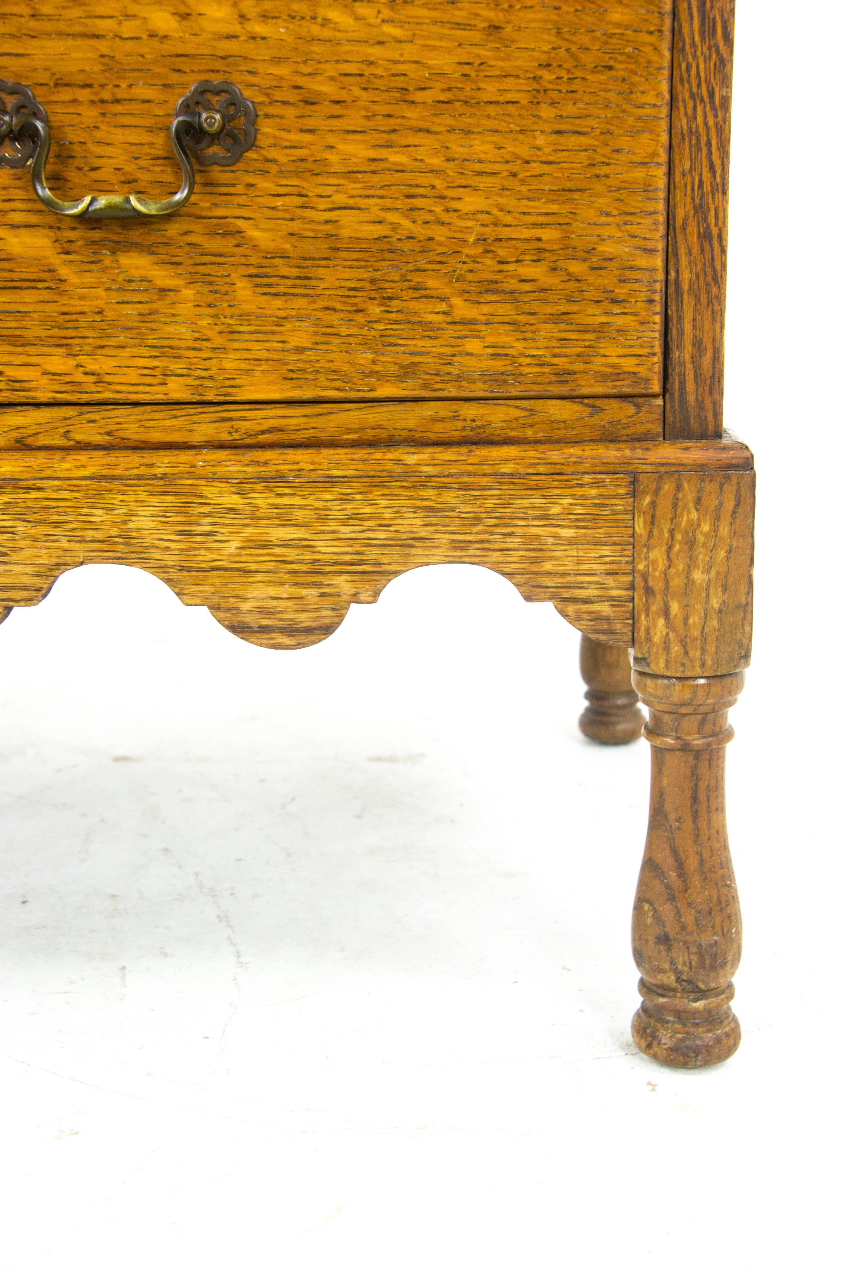Fin du XIXe siècle Antique Dresser:: Tiger Oak Dresser:: Five-Drawer Dresser:: Scotland:: 1890 REDUCED !