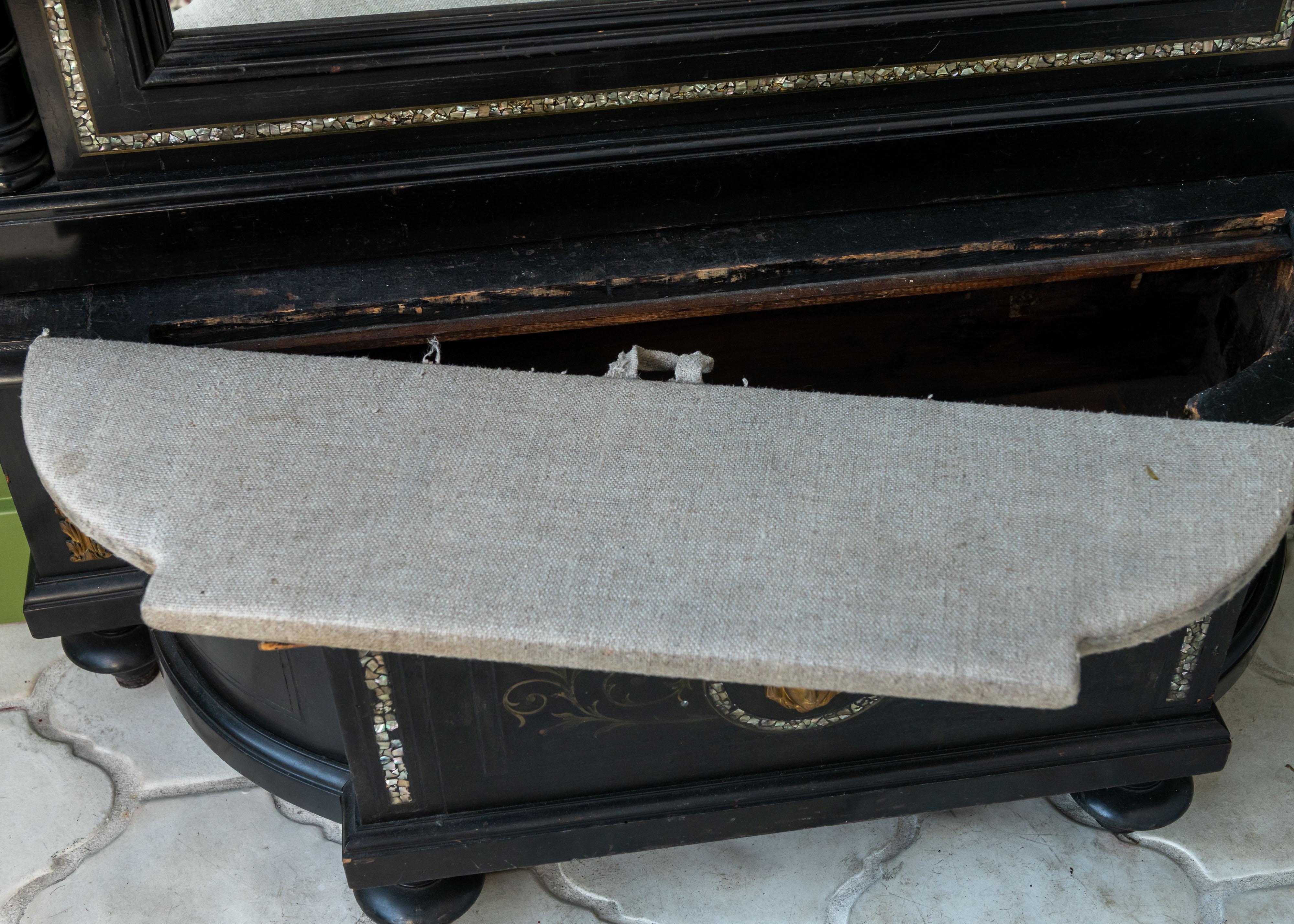 Espejo Vestidor Antiguo de Madera Ebonizada Lacada y Dorada, Francia, Década de 1880 Francés en venta