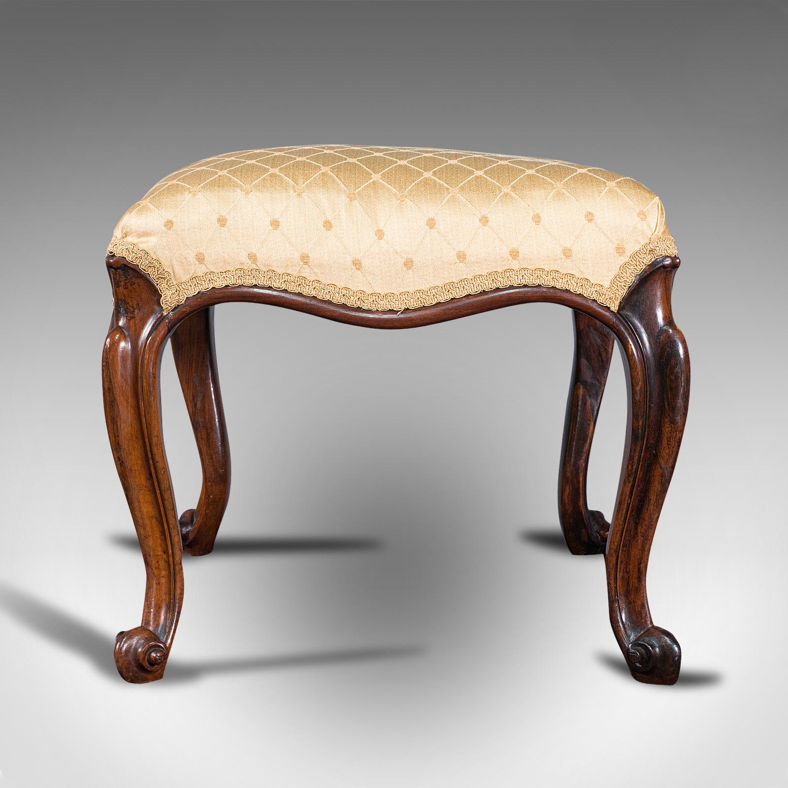 This is an antique dressing stool. An English, walnut and upholstery boudoir seat, dating to the Regency period, circa 1820.

Delectable Regency period elegance
Displays a desirable aged patina and in good order
Select walnut presents fine grain
