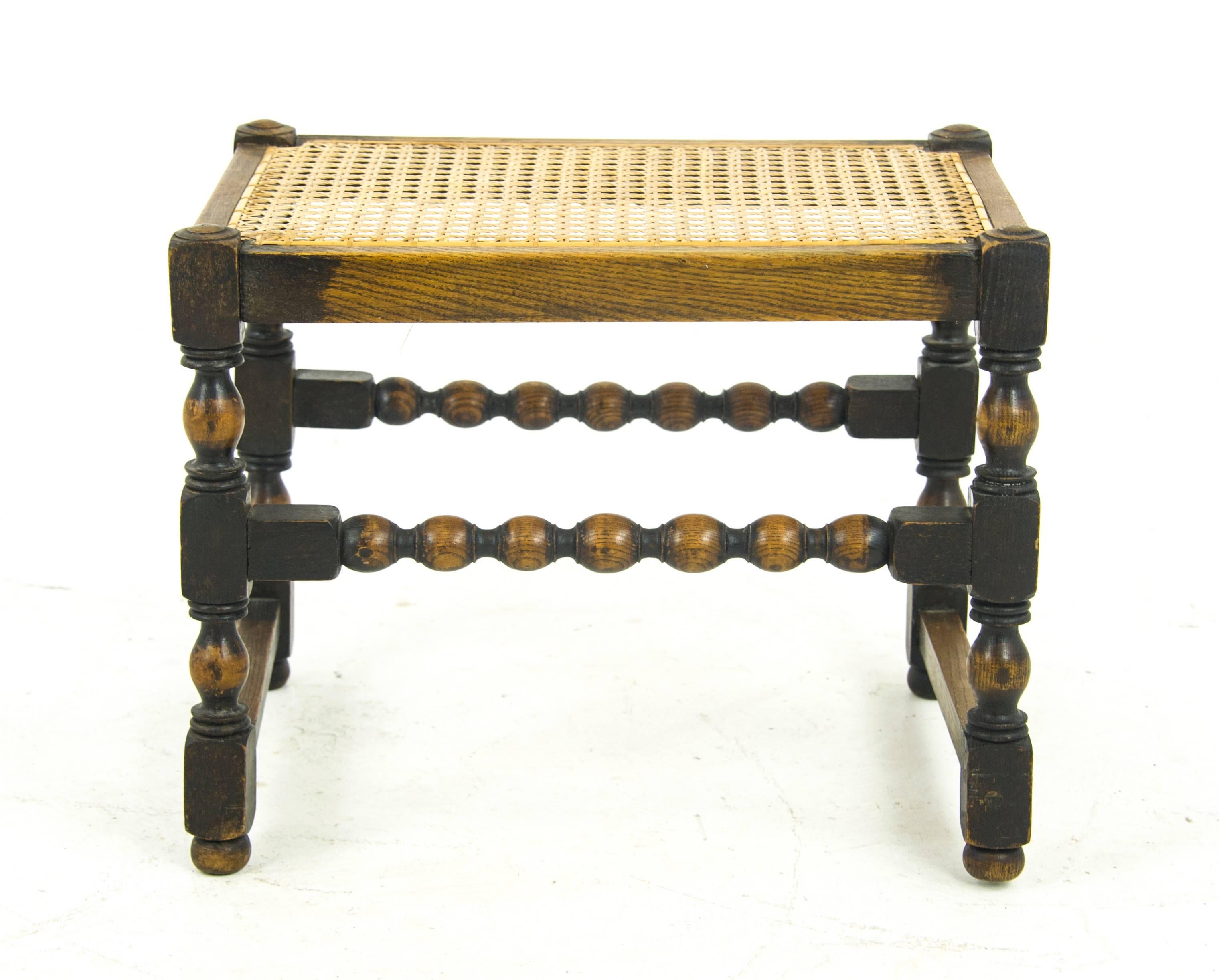 Antique dressing stool, caned top seat, beechwood bobbin foot, antique furniture, scotland, 1900, B986

Scotland 1900
Solid beechwood with original finish
Caned seat on top
Raised on turned legs
Connected by bobbin cross stretchers
Lovely color and