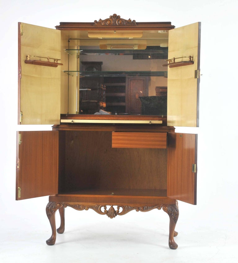 Antique Drinks Cabinet Vintage Dry Bar Walnut Cocktail Cabinet