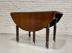 Antique Drop Leaf Expandable Mahogany Oval Dining Table, c. 1910
