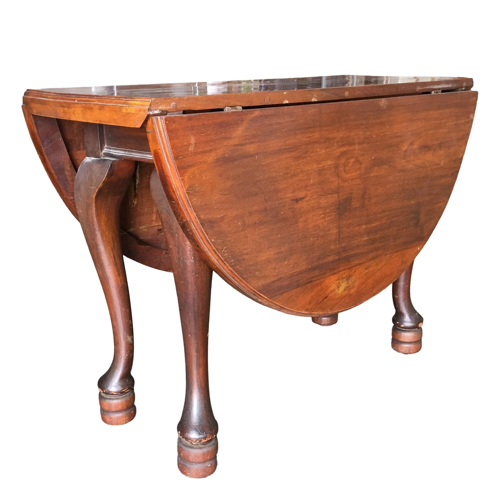 Milieu du XXe siècle Table ancienne à abattant en acajou de style campagne française en vente