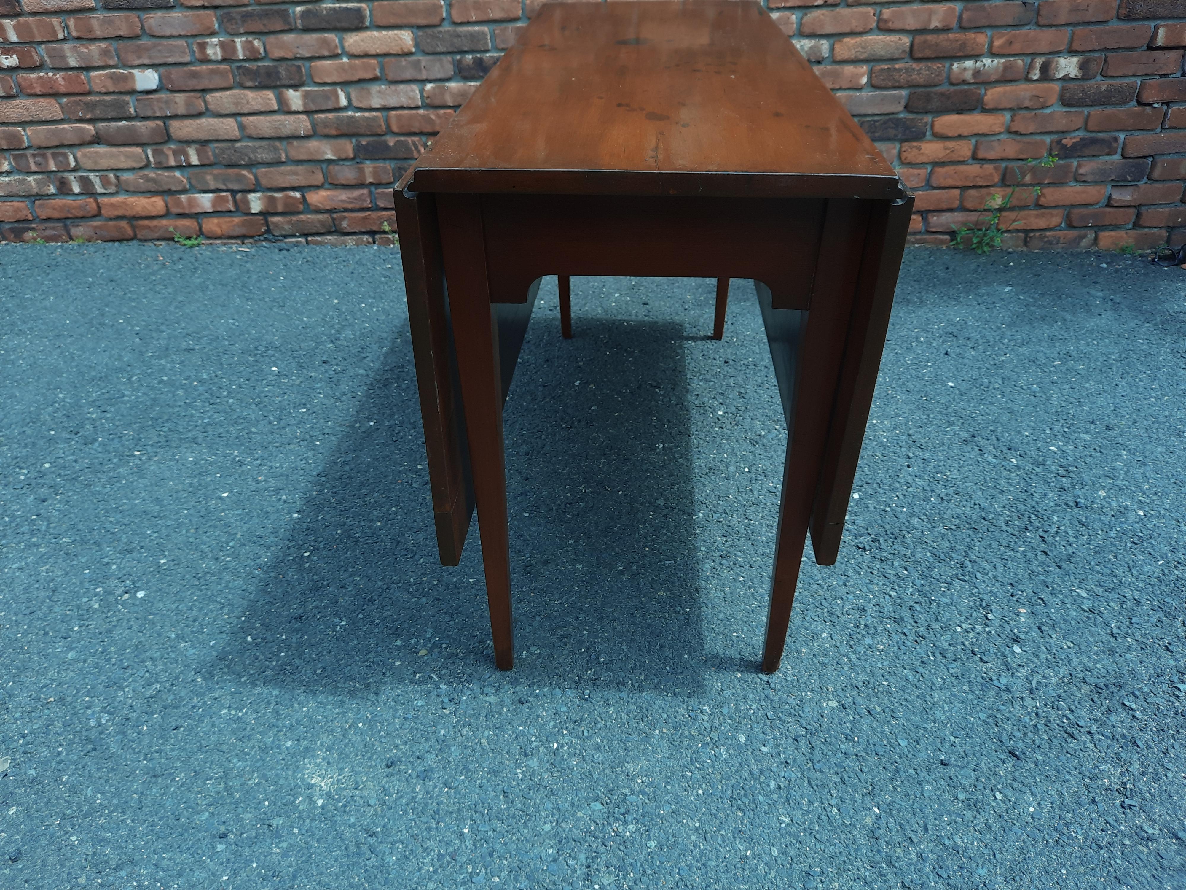 Antique Drop Leaf Table in Solid Hardwood For Sale 1